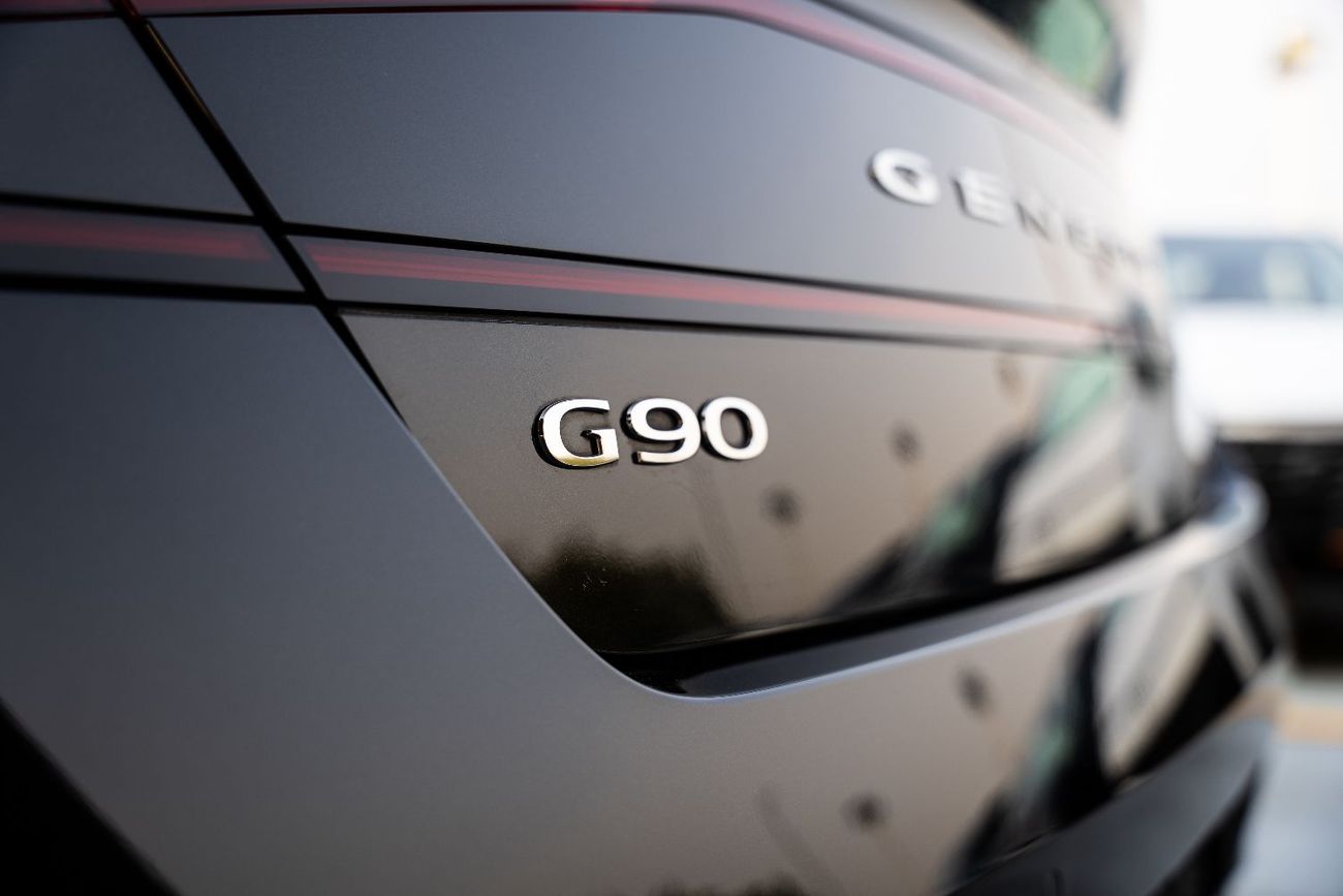 Genesis G90 ROYAL AWD 2023 GCC Low Mileage 3.5L V6