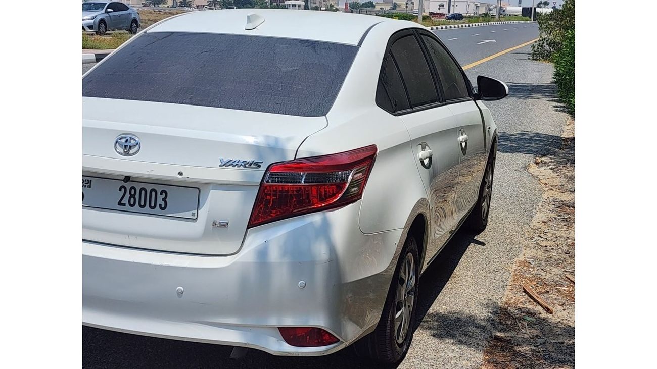 تويوتا يارس SE تويوتا يارس