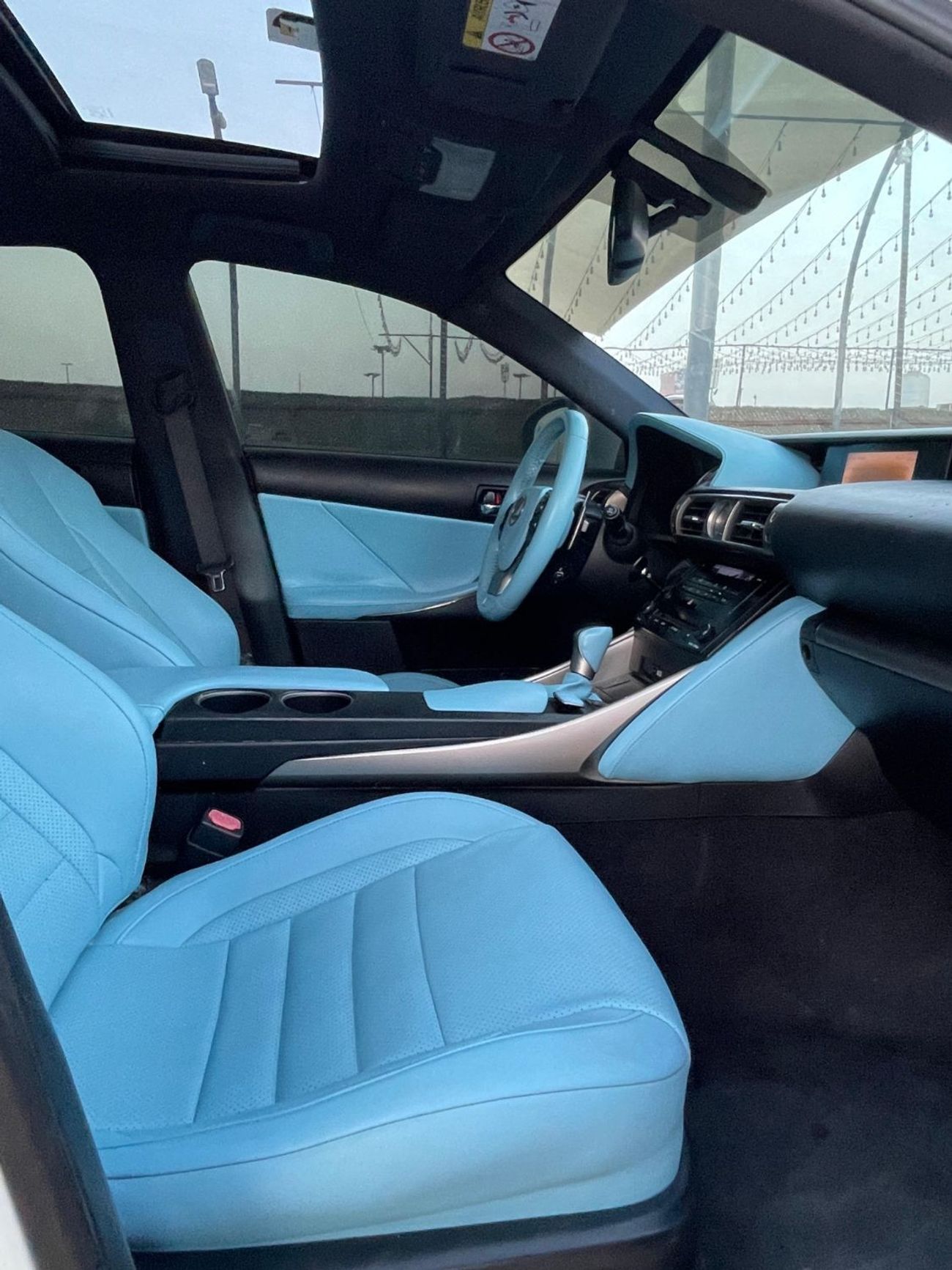 لكزس IS 350 F سبورت بلاتينوم