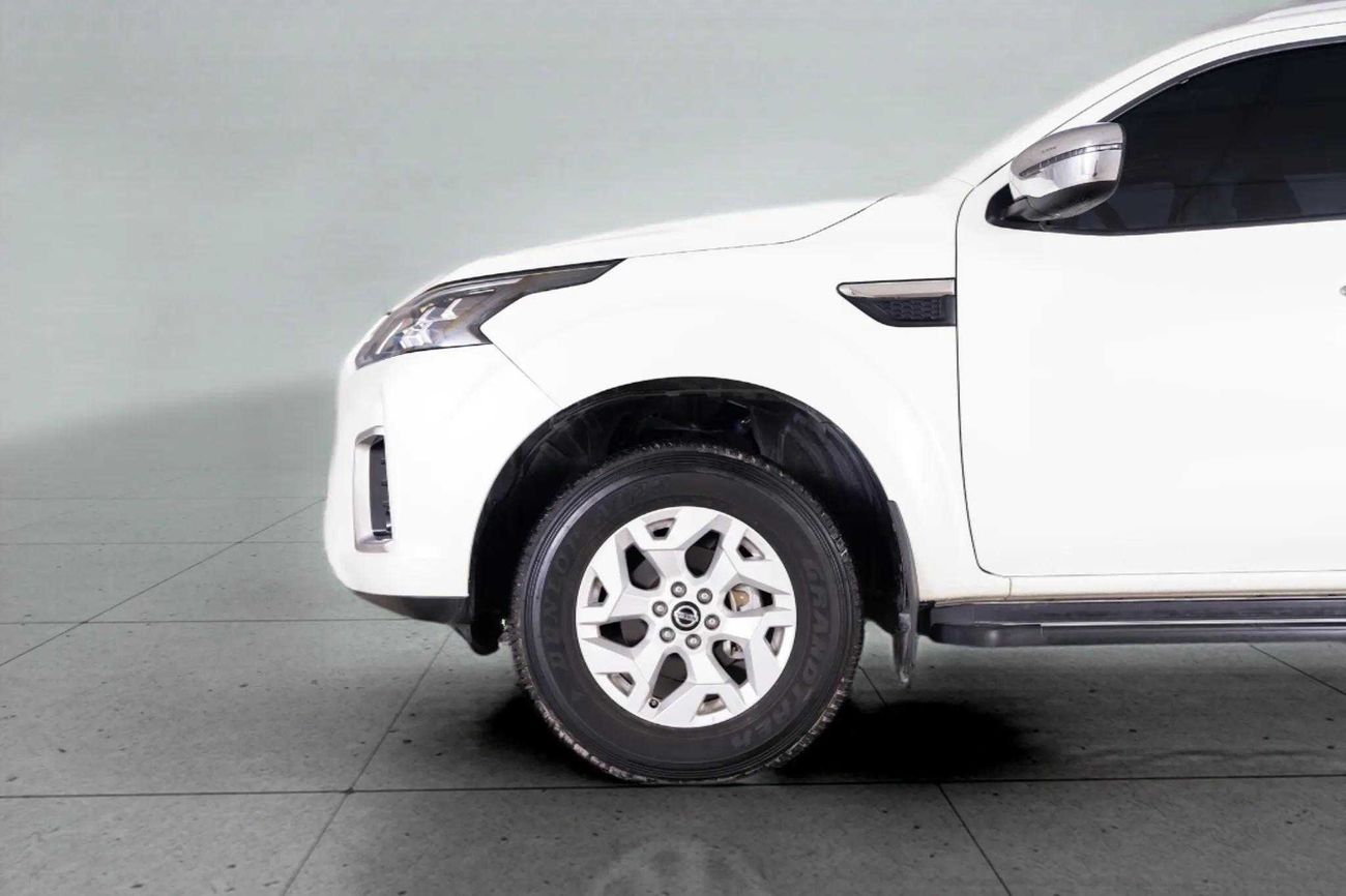 Nissan XTerra Titanium 2.5L RWD TITANIUM 2.5