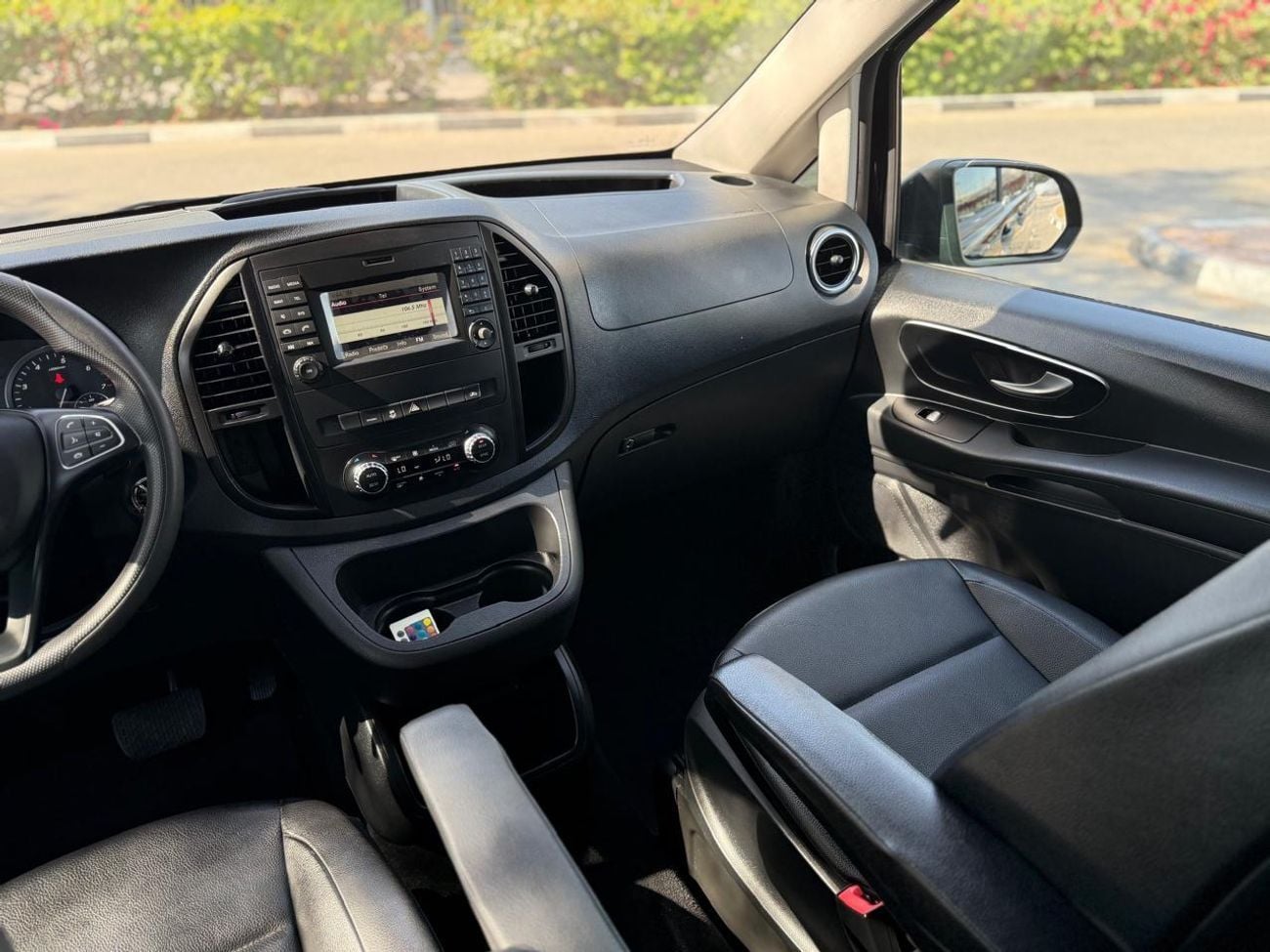 مرسيدس بنز فيتو MERCEDES BENZ VITO TOURER 2020 GCC TWO KEYS IN GOOD CONDITION