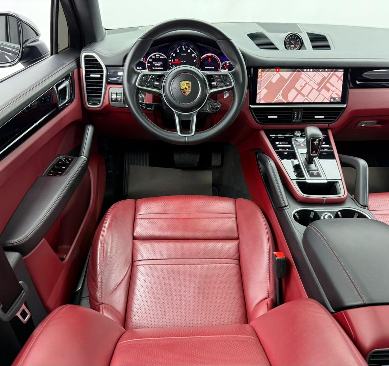 بورش كايان Std 3.0L (335 HP) 2021 Porsche Cayenne ,Porsche Warranty June/2026 ,Full Porsche Service History ,Ex