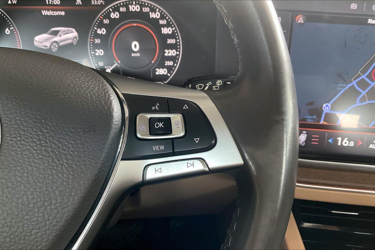 Volkswagen Touareg Highline | Guaranteed Warranty | 0 Down Payment