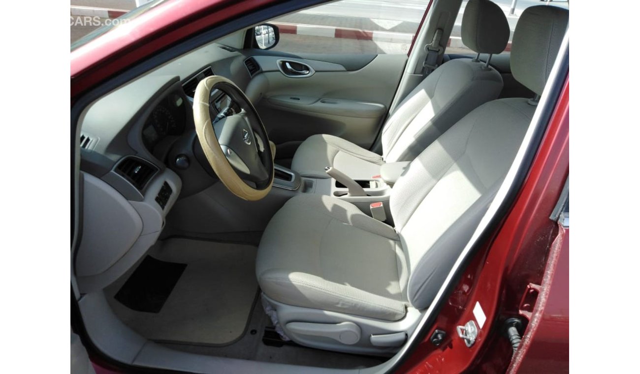 Nissan Tiida Nissan tida 2015 gcc full Automatic