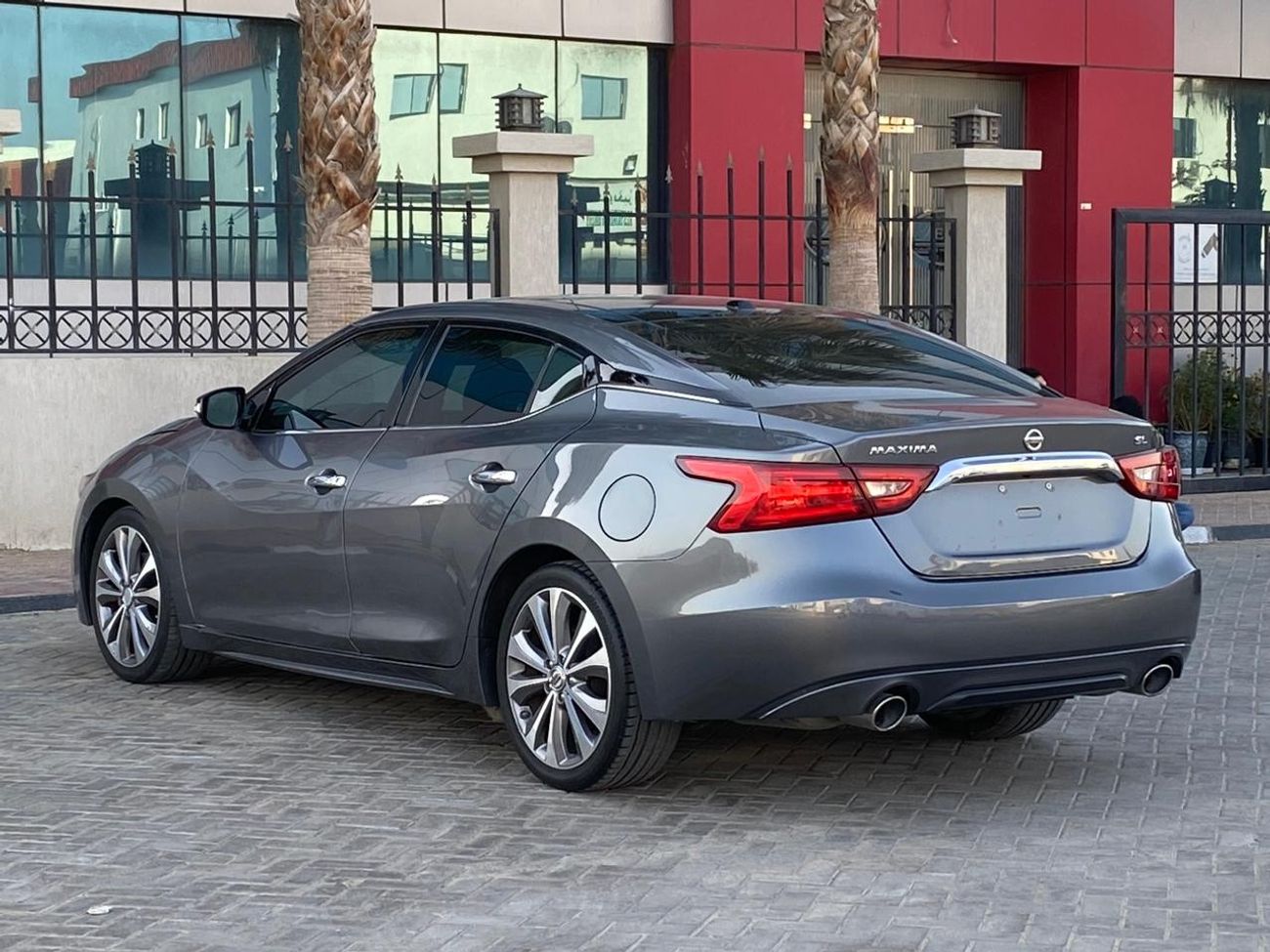 Nissan Maxima SR Midnight