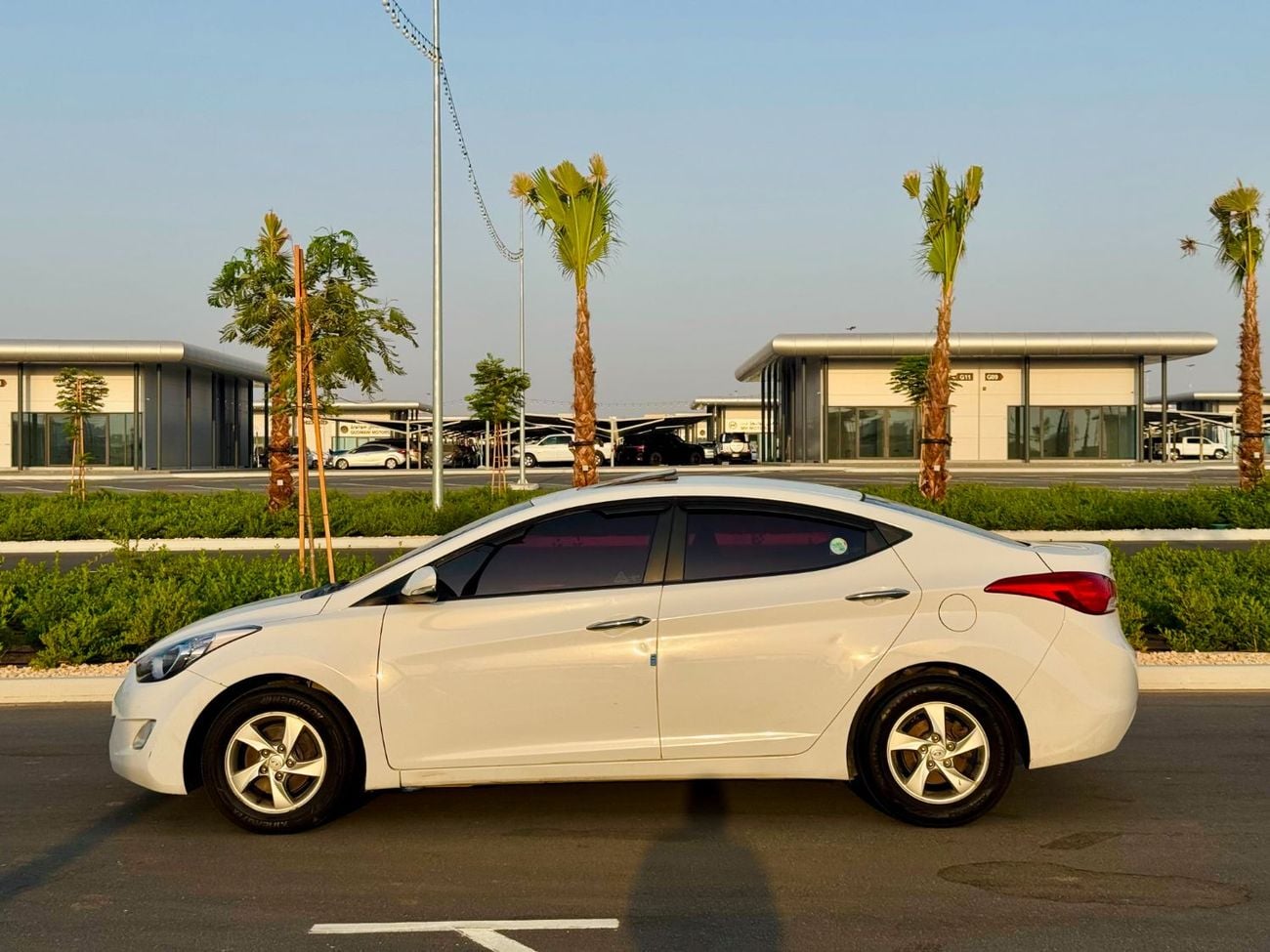 Hyundai Avante STD (NON GCC) Hyundai Avante MD 2012 High Line | Korean Specs | Clean Title
