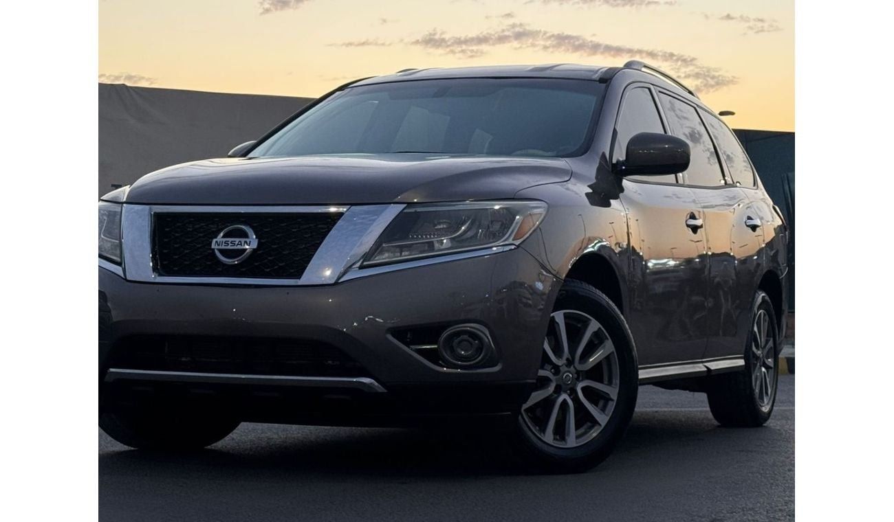 Nissan Pathfinder Platinum 3.5L In excellent condition and requires no expenses