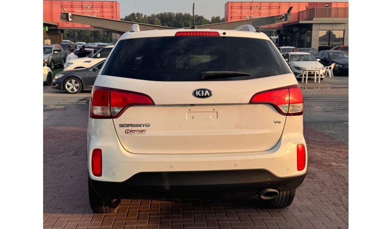 Kia Sorento Base 3.3L AWD