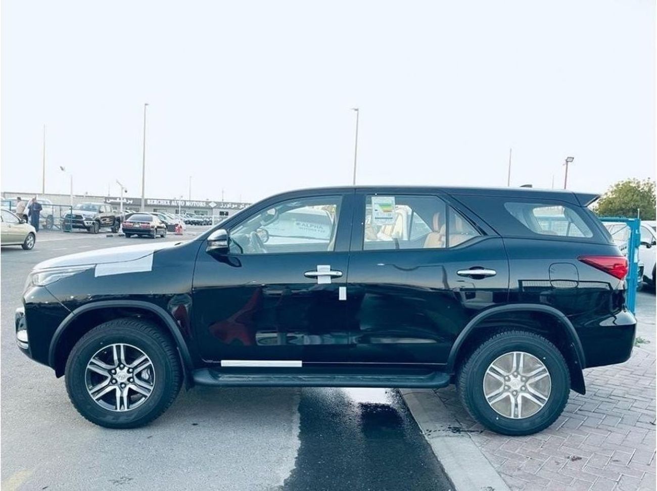 Toyota Fortuner TOYOTA FORTUNER 2.7L 4WD 2023 MODEL EXPORT PRICE 112000 AED