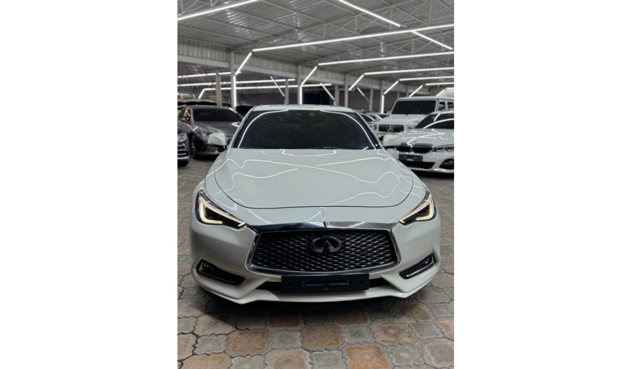 إنفينيتي Q60 احمر سبورت