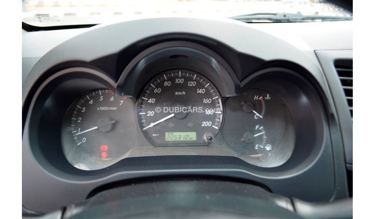 تويوتا هيلوكس Double Cabin 4x4