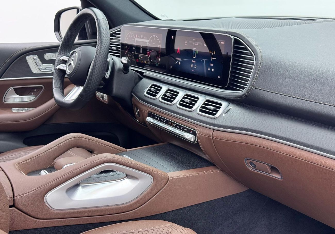 مرسيدس بنز GLS 450 4MATIC 2024 Mercedes Benz GLS450 AMG 4MATIC, 2028 BMW Warranty + Service Pack, Full Options, 7 Seate