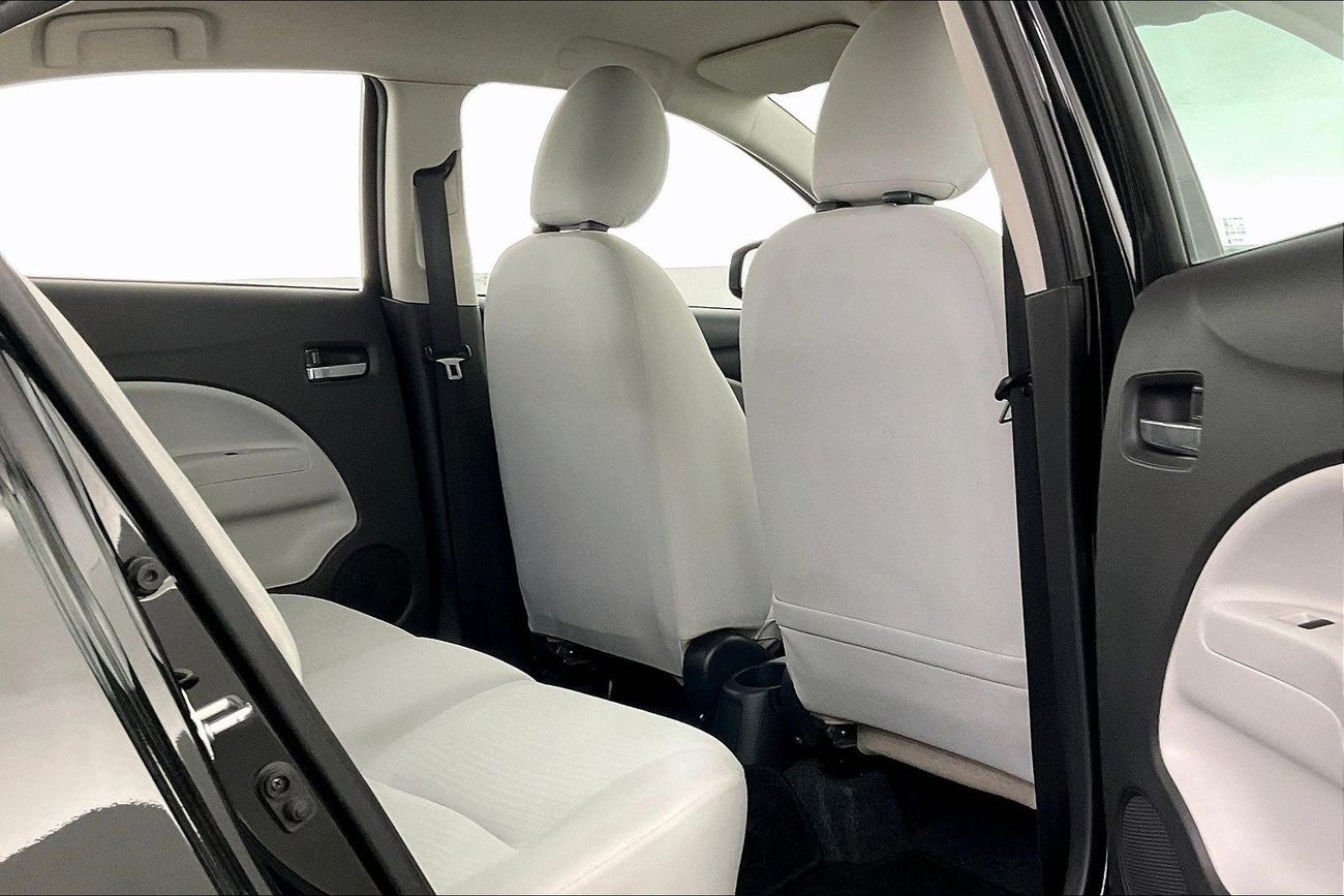 لكزس UX300h Premier | شامل الضمان | 0 ﺪﻔﻋﺓ ﺃﻮﻟﻯ