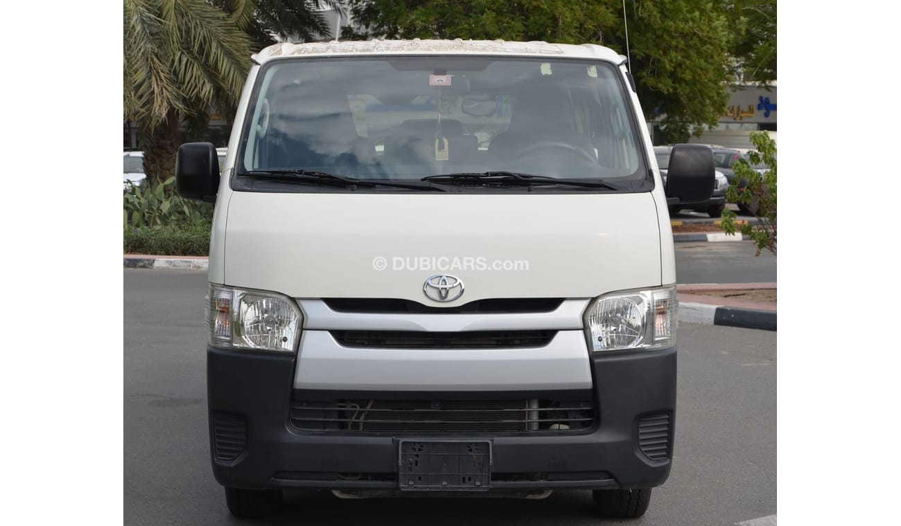 Toyota Hiace Toyota Hiace 2014 - GCC SPEC-Low mileage 50,000 kM Only - accident free