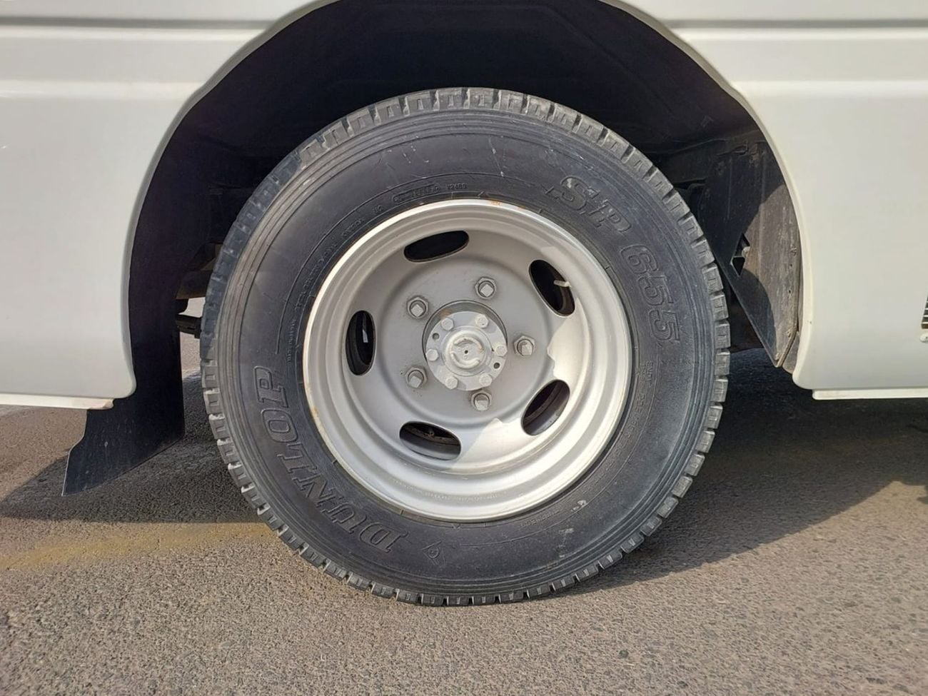 نيسان سيفيليان NISSAN CIVILIAN BUS RHD 1999 MODEL 4.1 L DIESEL MANUAL(PM700010)