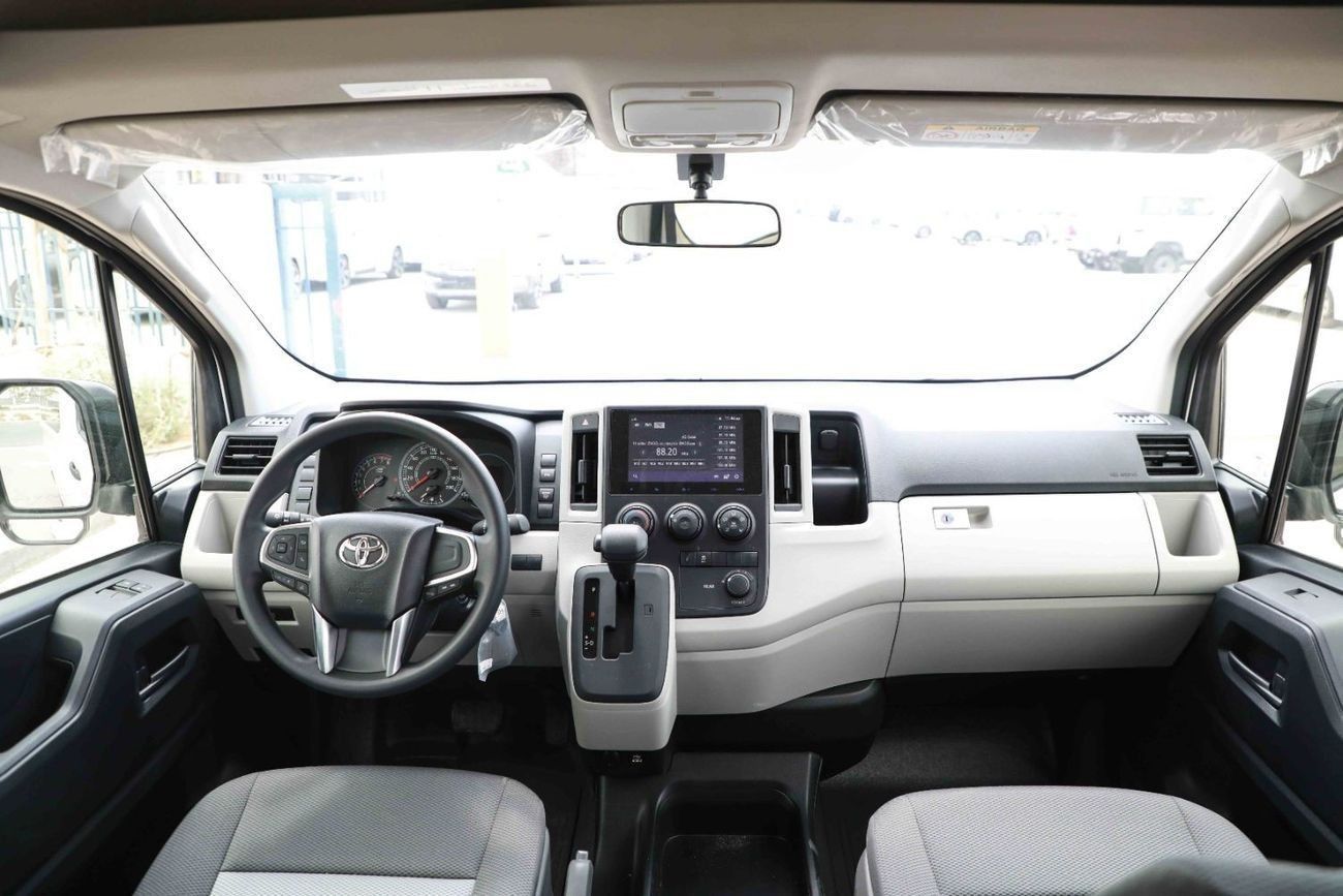تويوتا هاياس 2025 Toyota Hiace Commuter 13Str 3.5L - White Inside Grey | Export Only