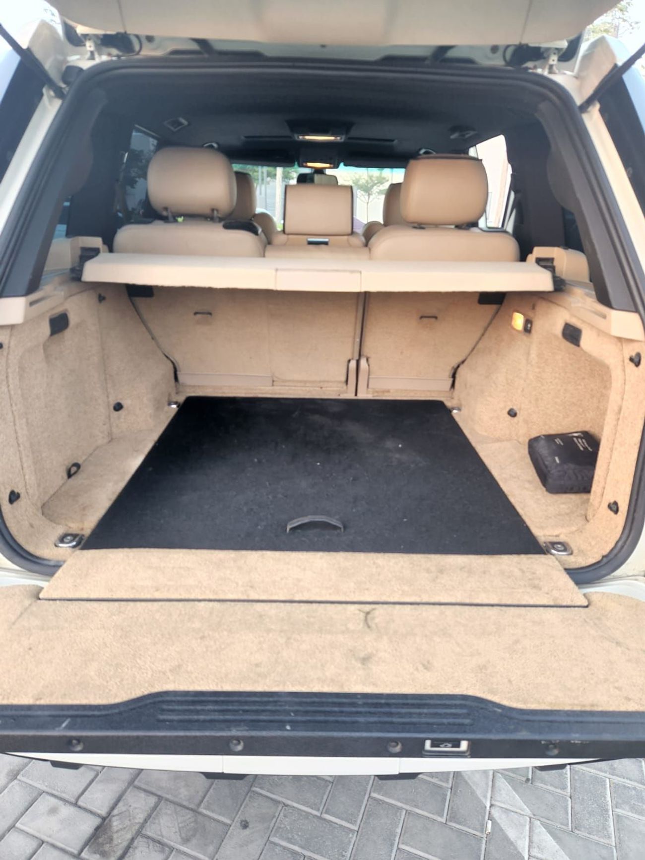 Land Rover Range Rover supercharged V8