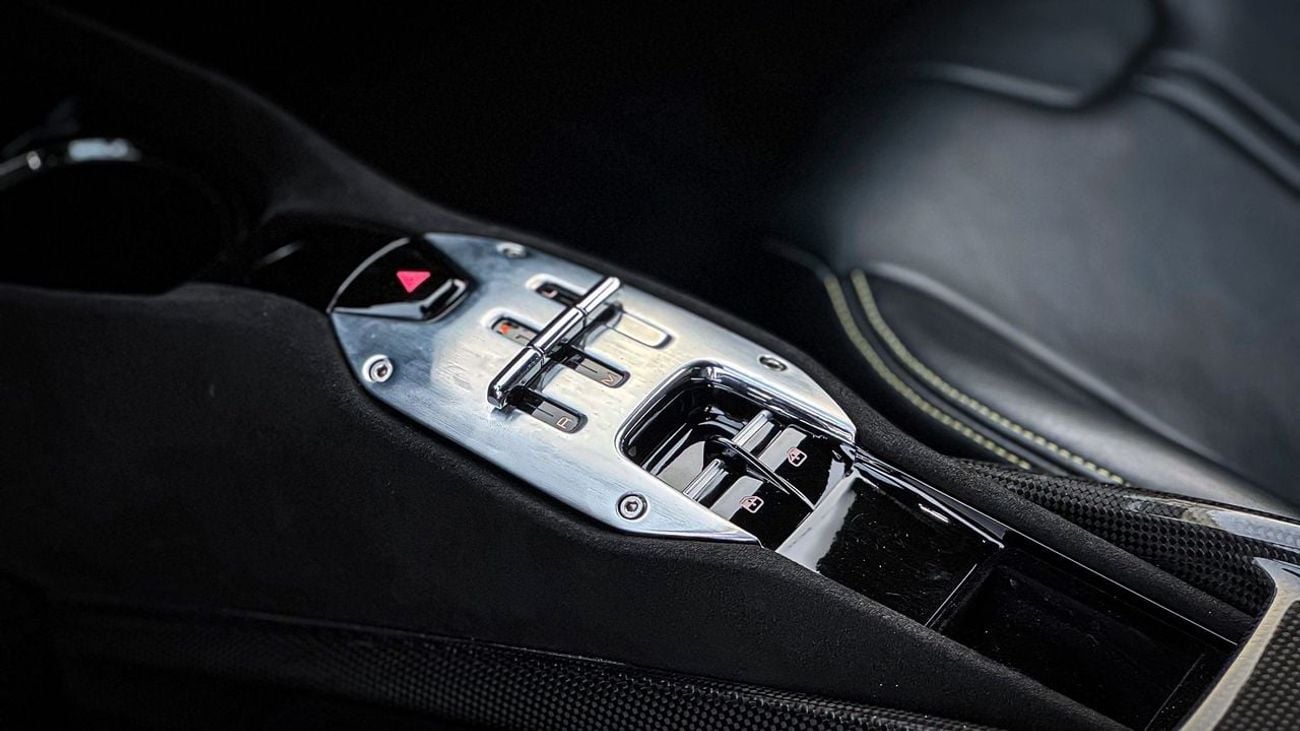 فيراري SF90 ستراديل