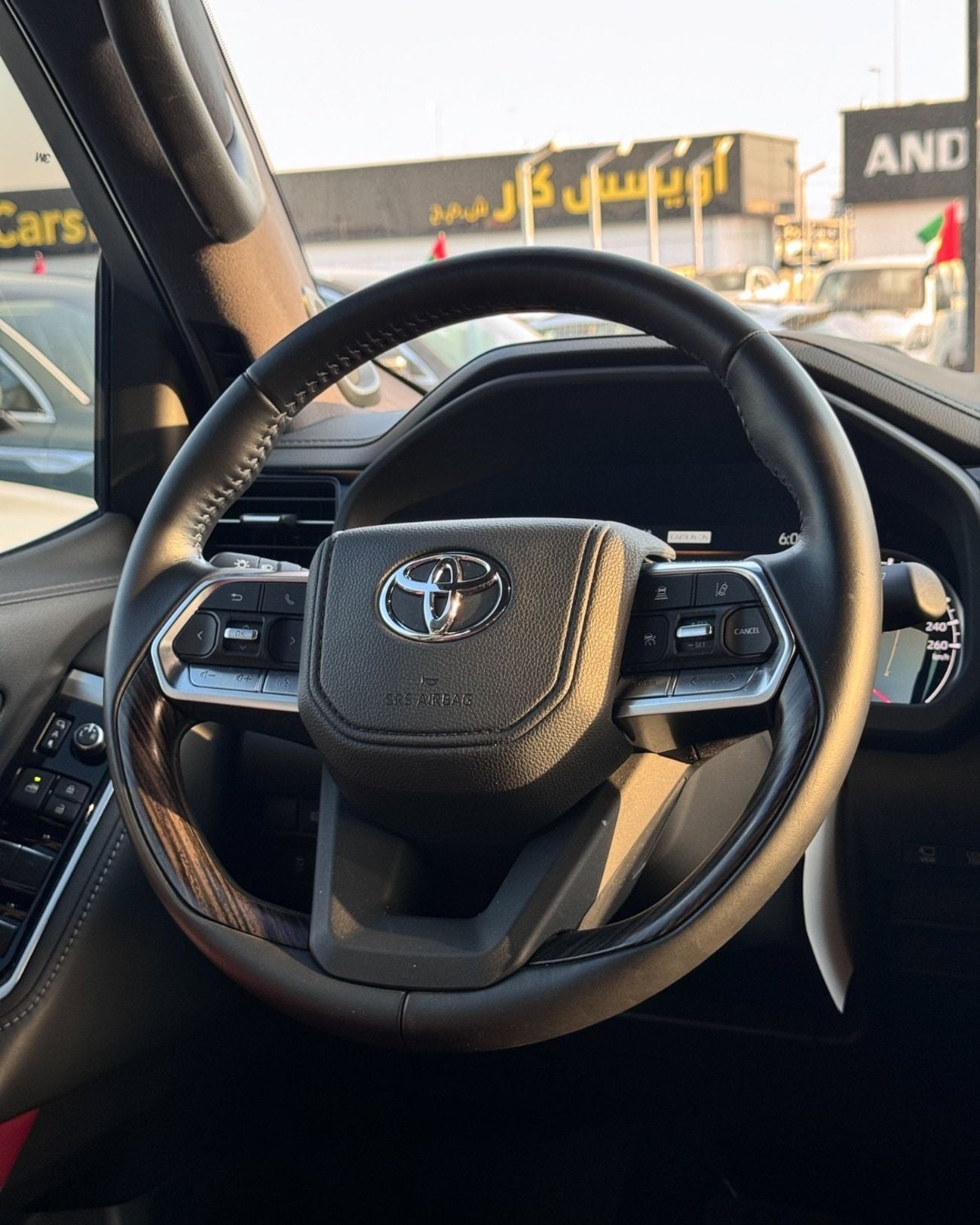 Toyota Land Cruiser VXR Toyota Land Cruiser VXR 2024 MODEL - GCC specs
