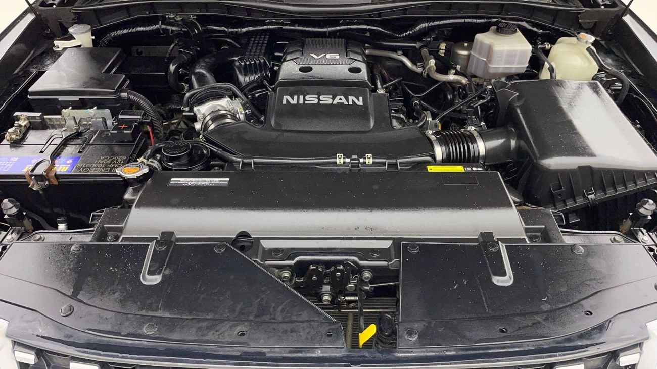 Nissan Patrol 4L 2022 | 0 DP | 2272/Month | 30 Day Return | Service History