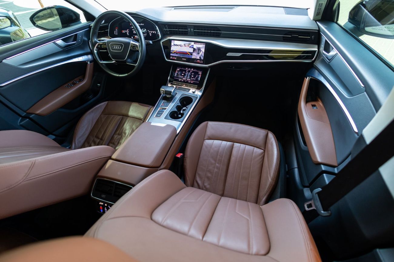 أودي A6 45 TFSI S-Line 2.0L