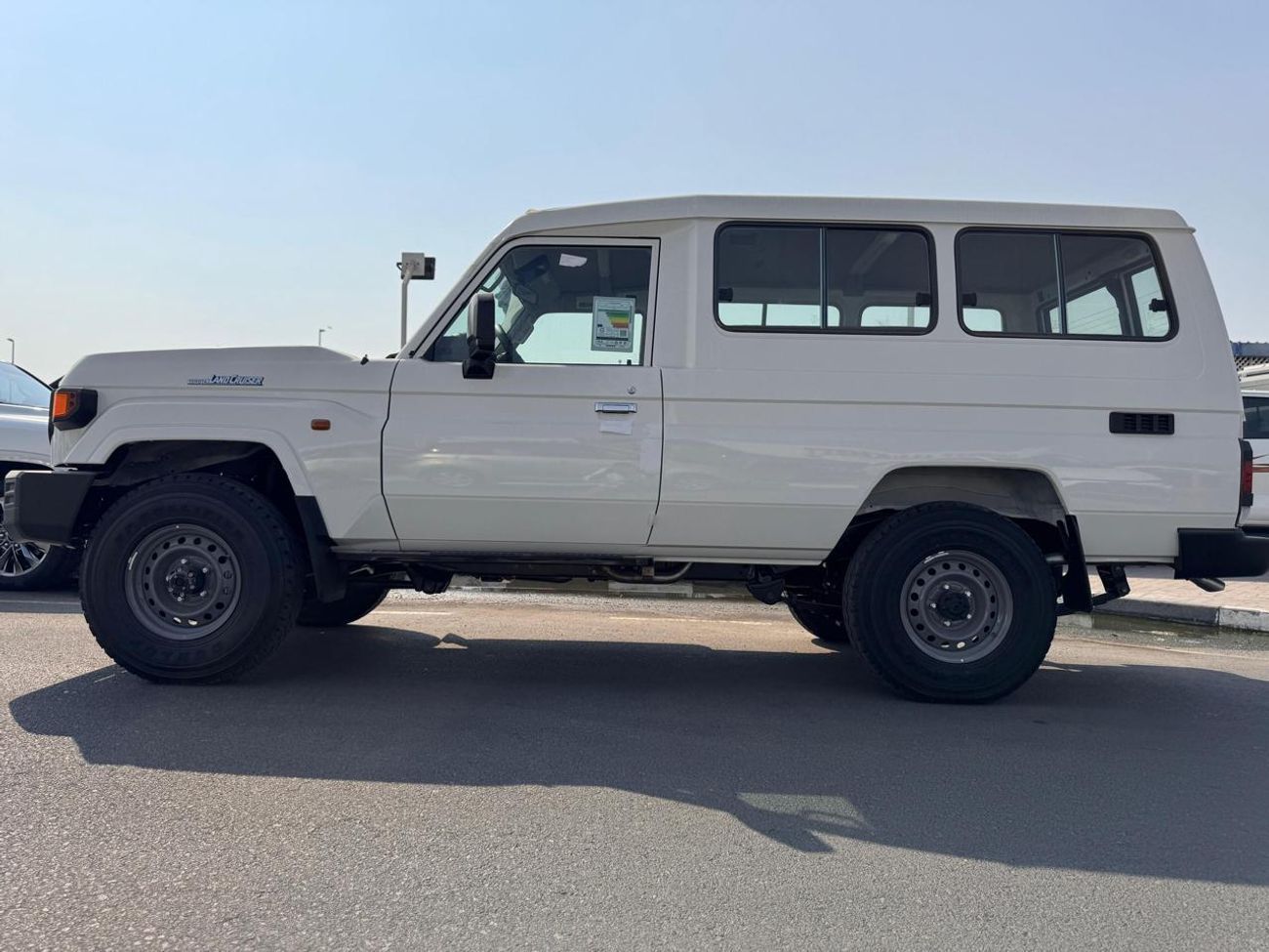 Toyota Land Cruiser 70 78 HARDTOP 4.0L PETROL MANUAL TRANSMISSION