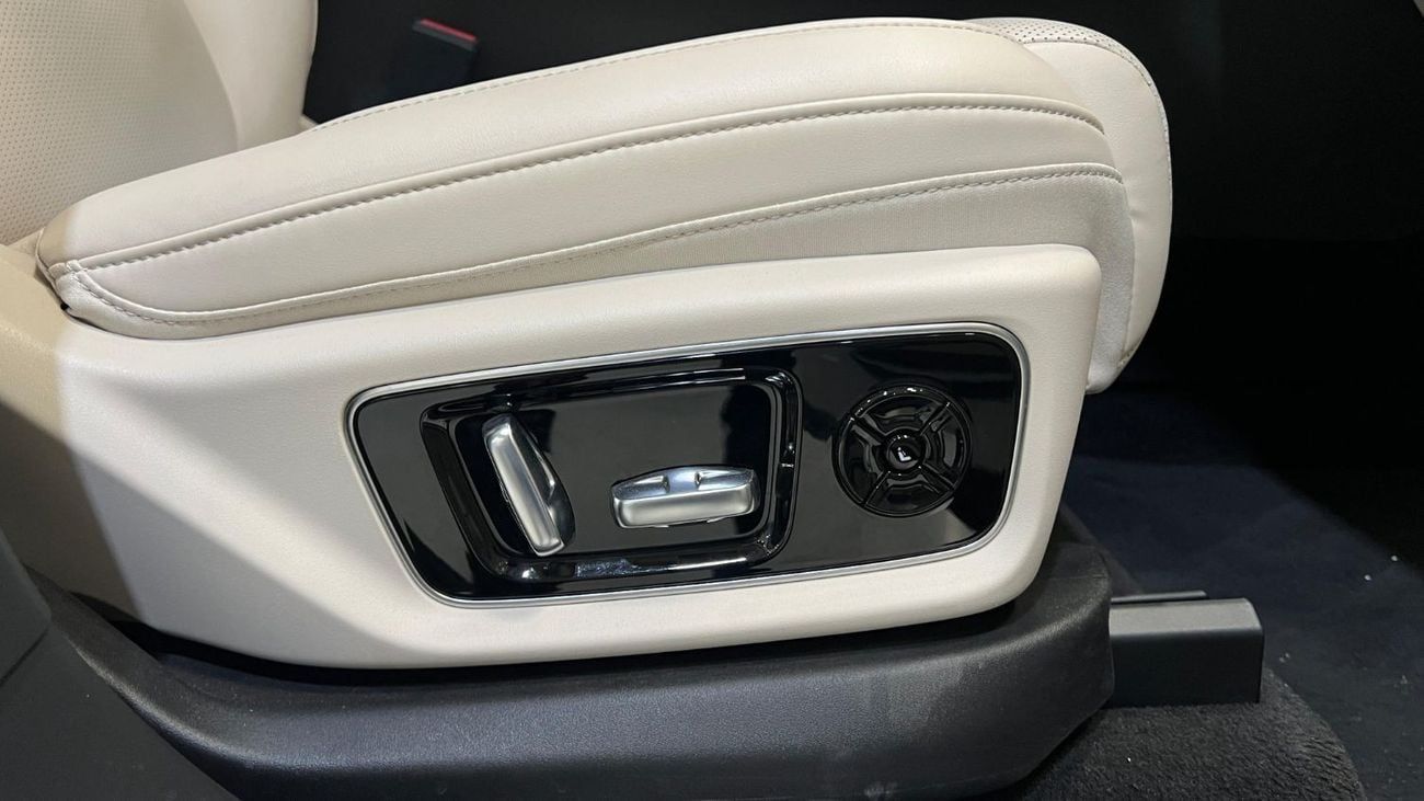 لي اوتو L7 Li Auto L7 5 Seater