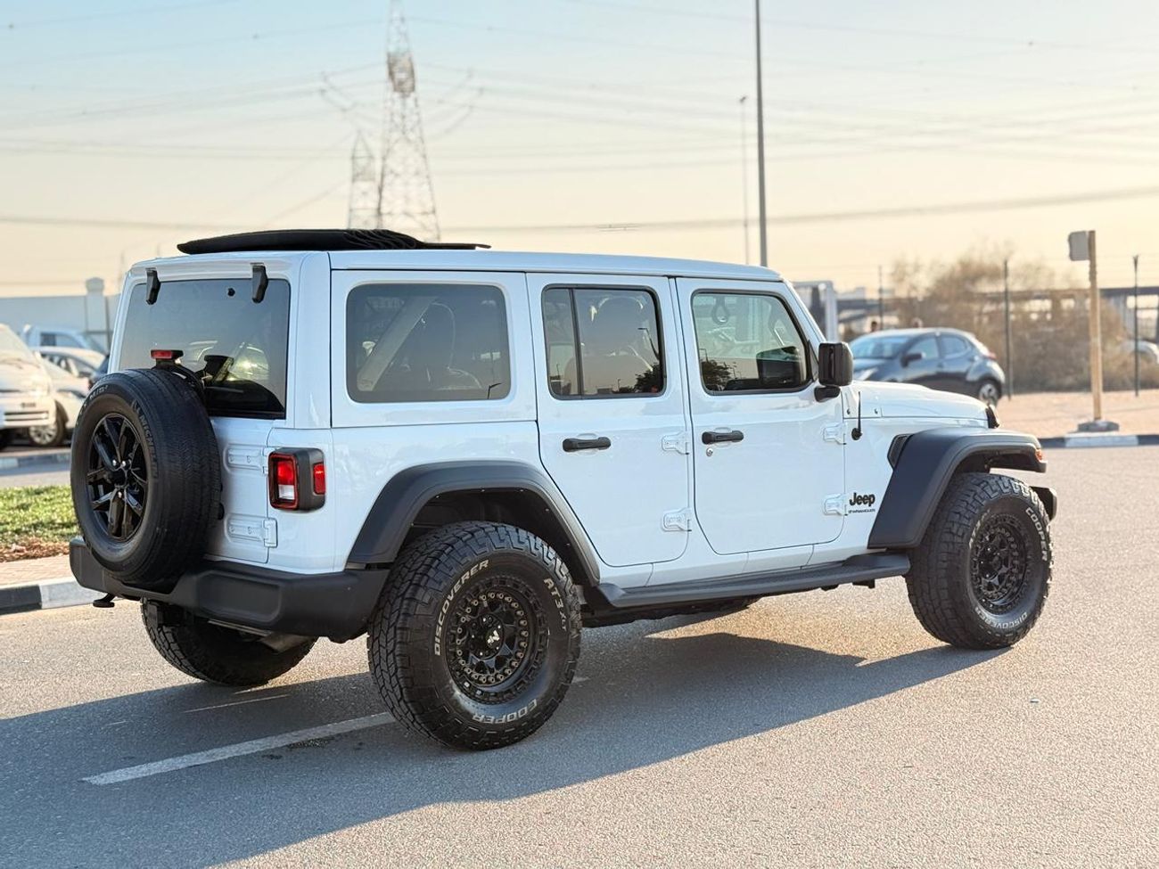 Jeep Wrangler Sport S 3.6L A/T