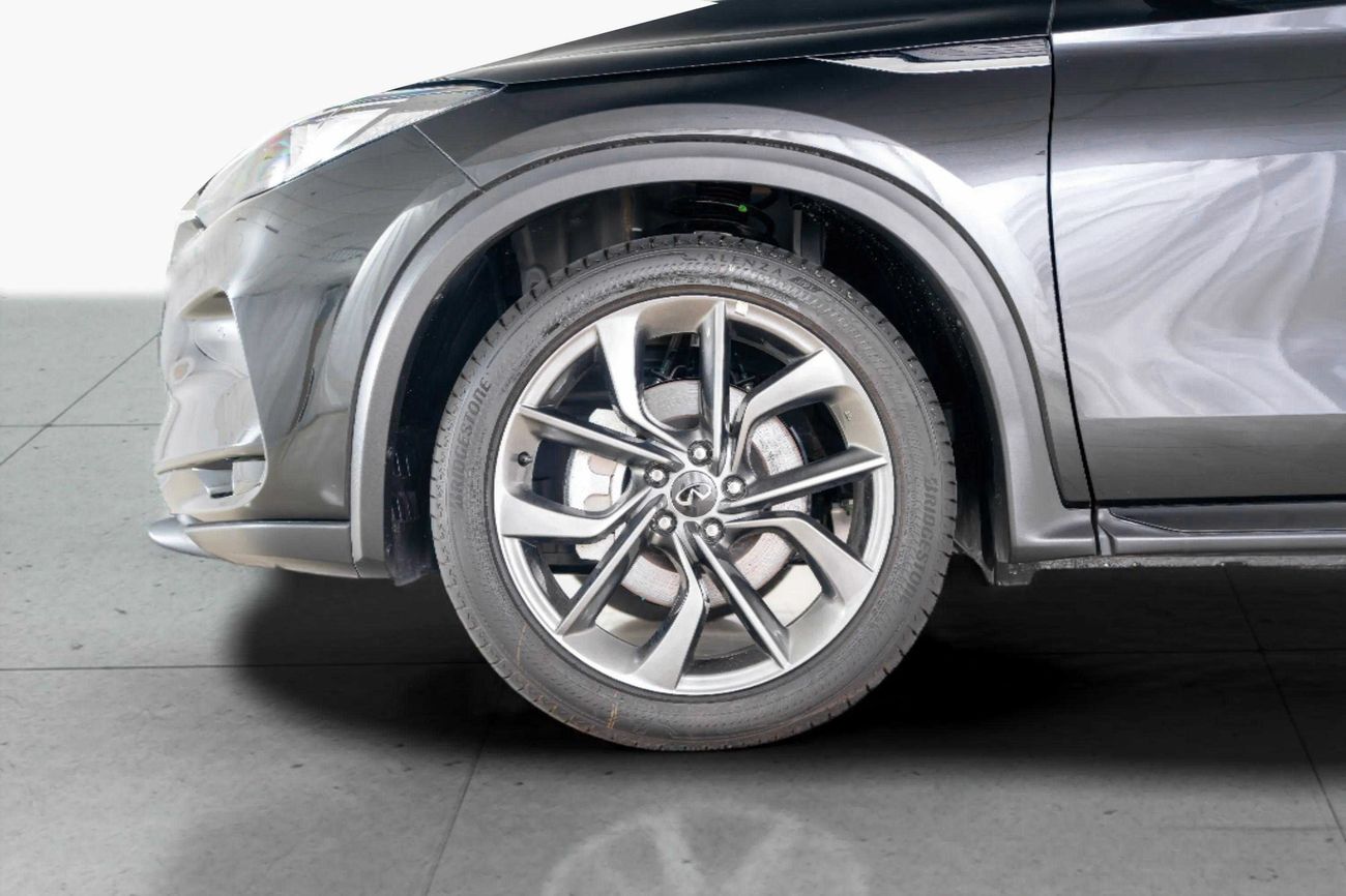 Infiniti QX50 LUXE 2.0