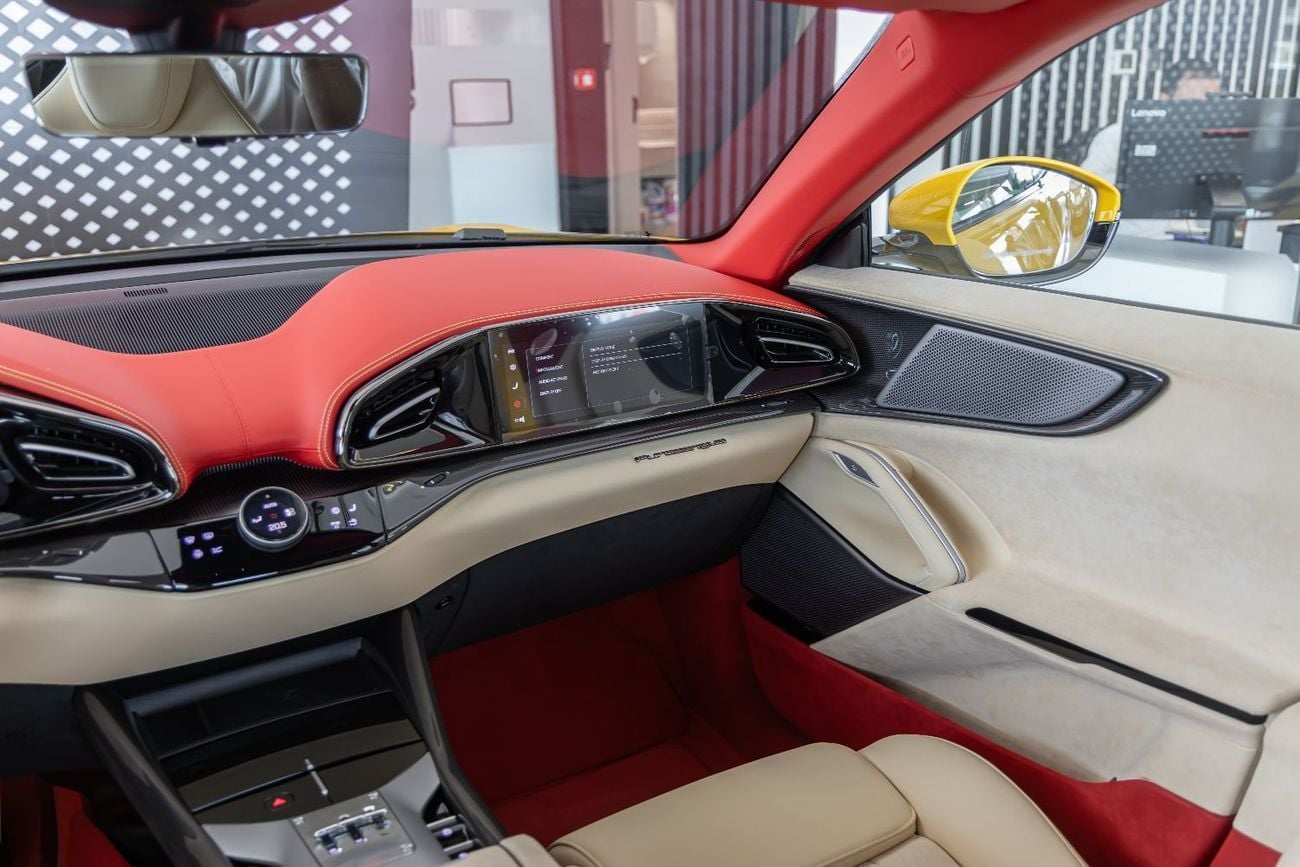فيراري بوروسانجوي STD FERRARI PUROSANGUE | FULL CARBON INTERIOR | FULLY LOADED | 2025