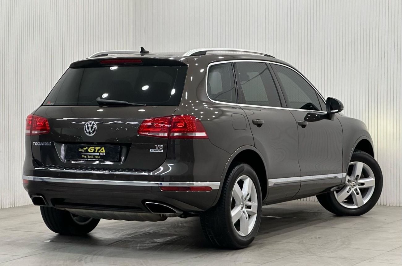 Volkswagen Touareg 2016 Volkswagen Touareg, Service History, Excellent Condition, GCC