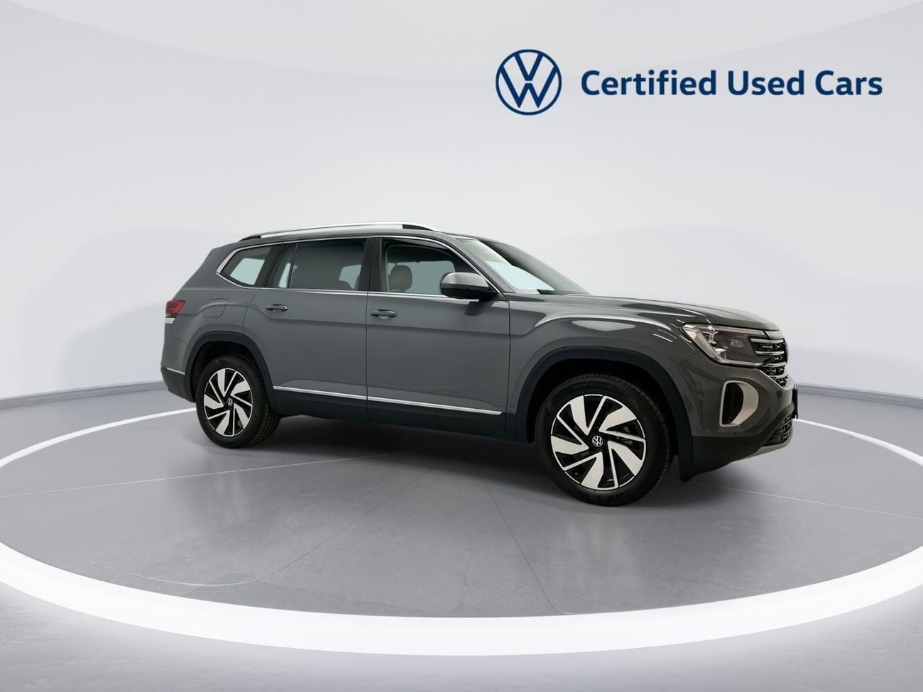 Volkswagen Teramont COMFORTLINE Teramont Comfortline 2L (Facelift 2) | Premium 7-Seater SUV | Panoramic Sunroof | Leather | ACC | Ca