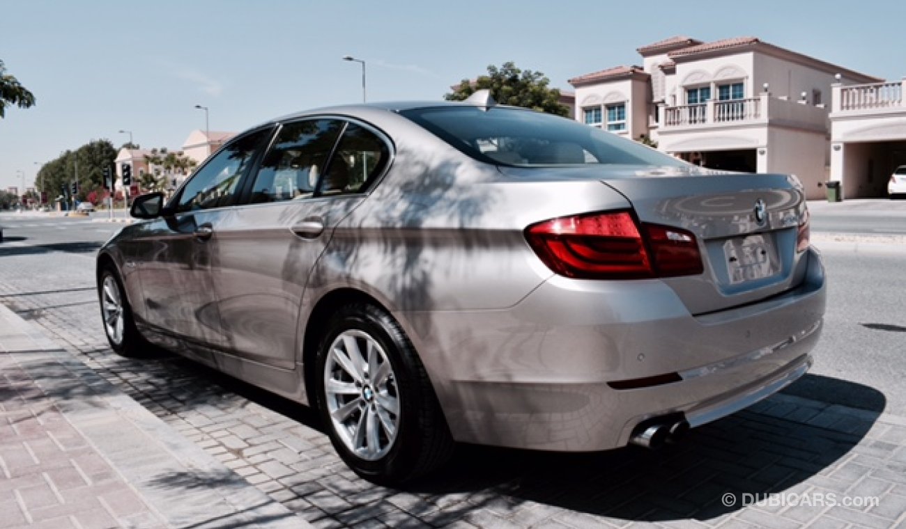 BMW 520i i