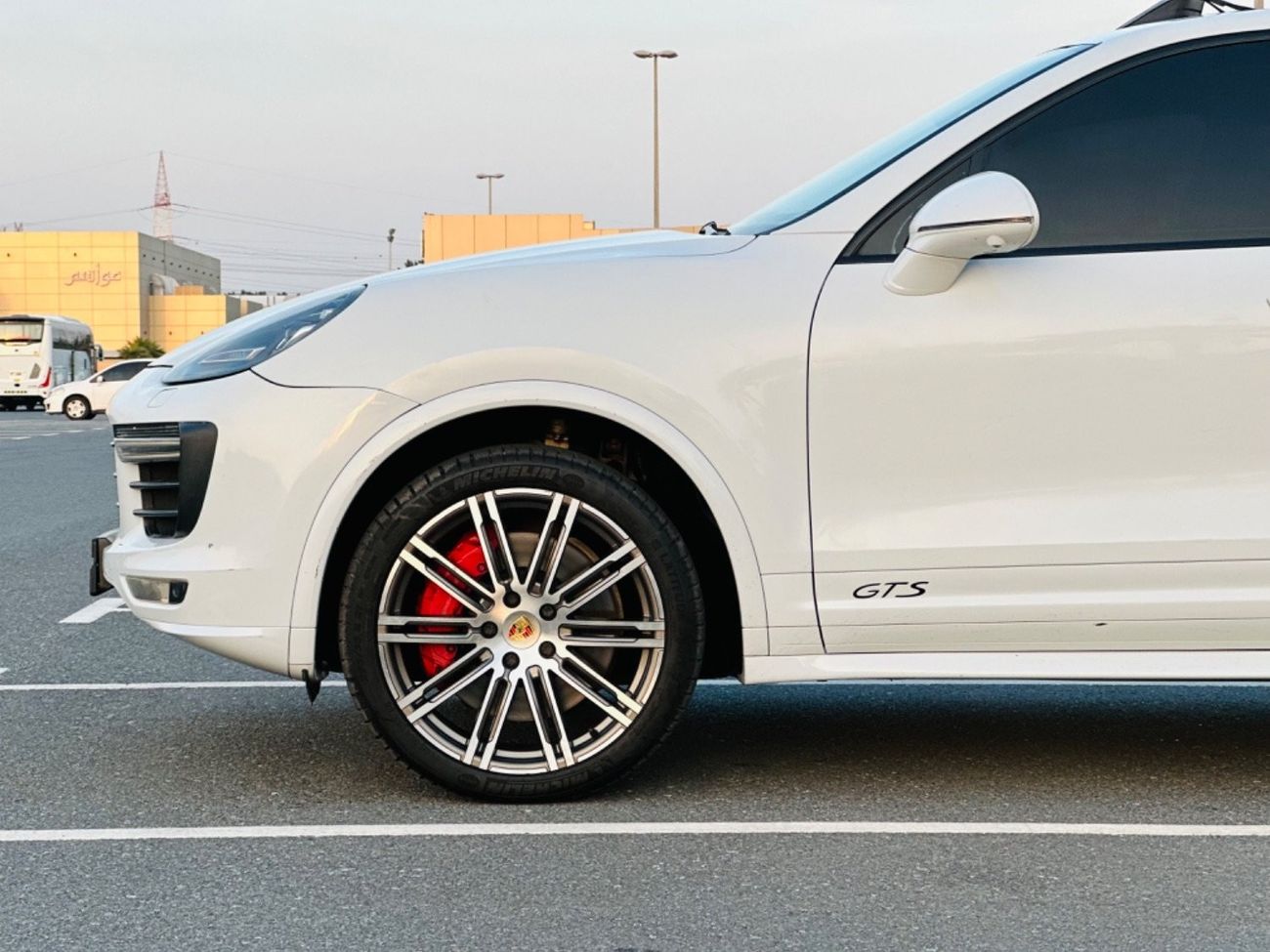 Porsche Cayenne PORSCHE CAYENNE GTS V8 MODEL 2016 FULL OPTION
