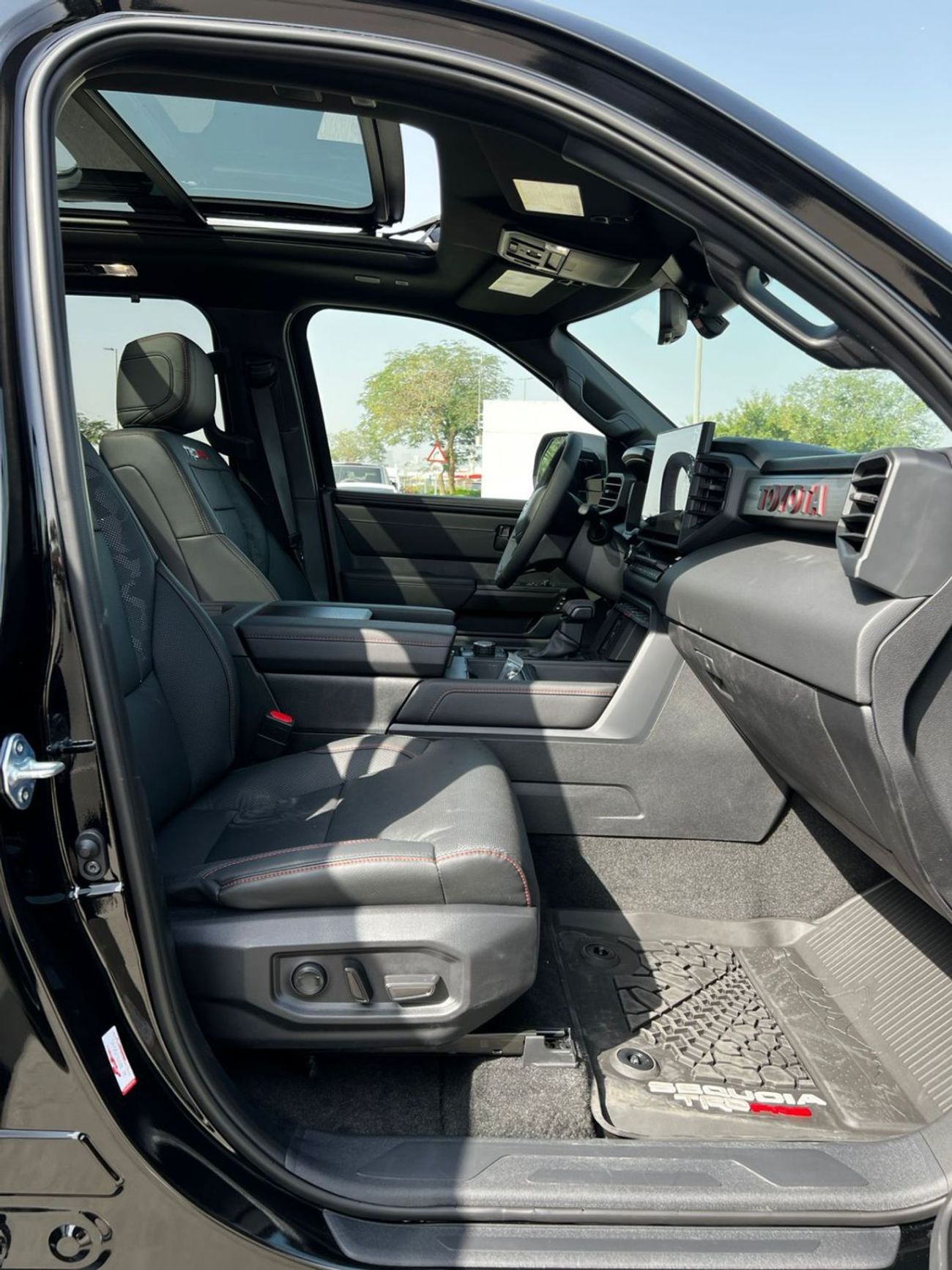 Toyota Sequoia TOYOTA SEQUOIA TRD PRO 5380