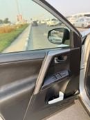 تويوتا راف ٤ XLE Hybrid sunroof,push start full Option