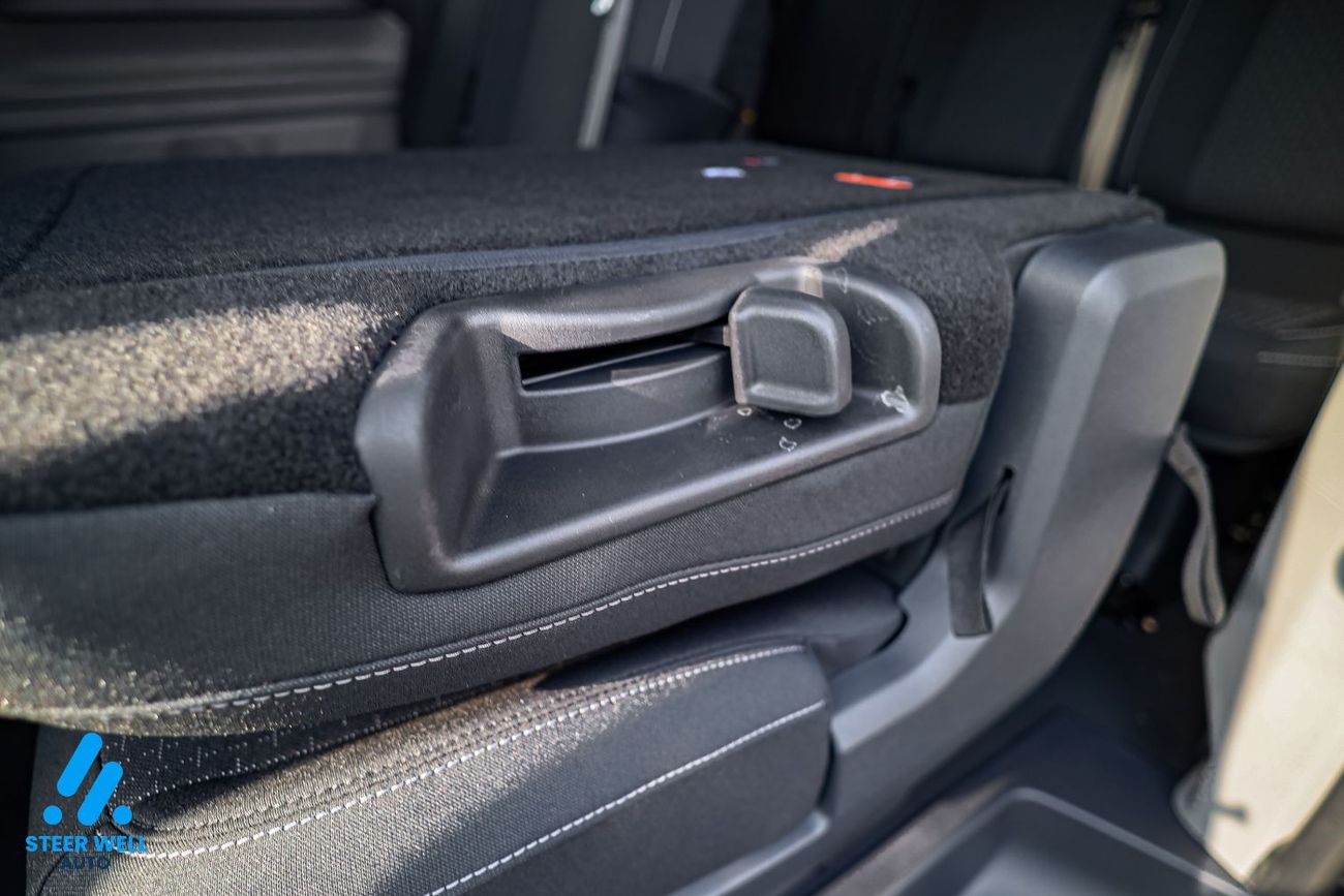 فورد ترانزت CUSTOM 9-STR VAN 2025 MODEL 2.0L AUTOMATIC TRANSMISSION