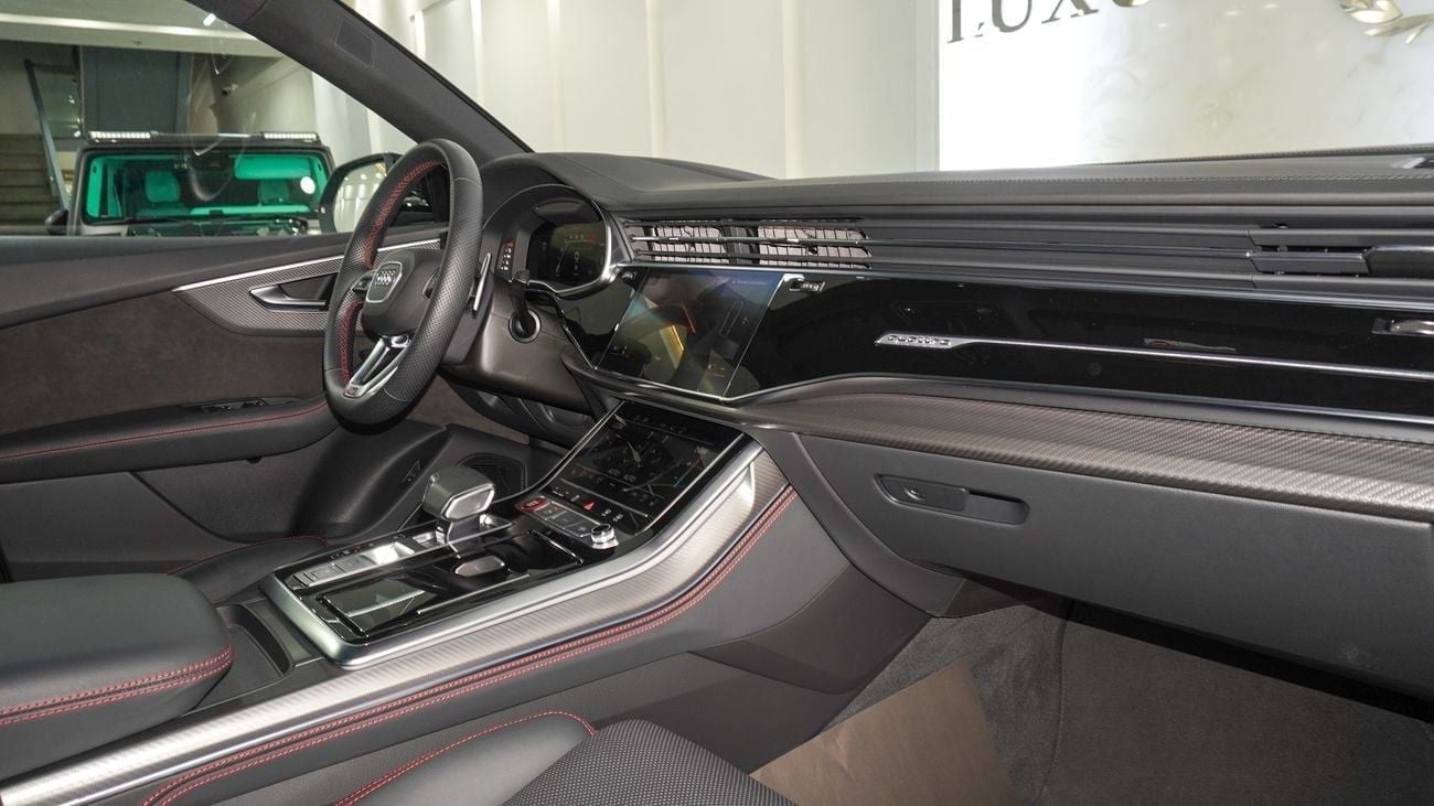 Audi RS Q8 TFSI quattro 4.0L AUDI RS Q8 2024 in Excellent Condition