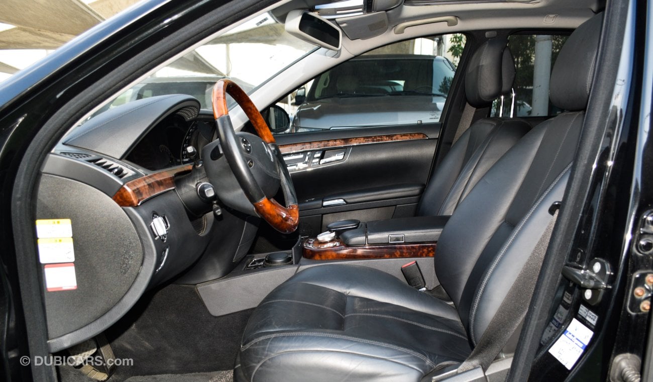 Mercedes-Benz S 550 Imported 2008, black color, number one, leather, panorama, leather, electric chair, suction doors, s