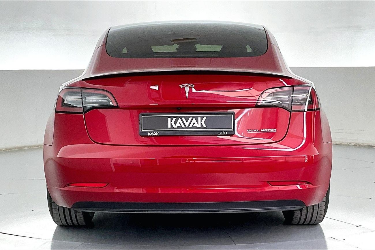 بورش تايكان 4S | عرض العيد الحصري | خالية من أضرار الفيضانات