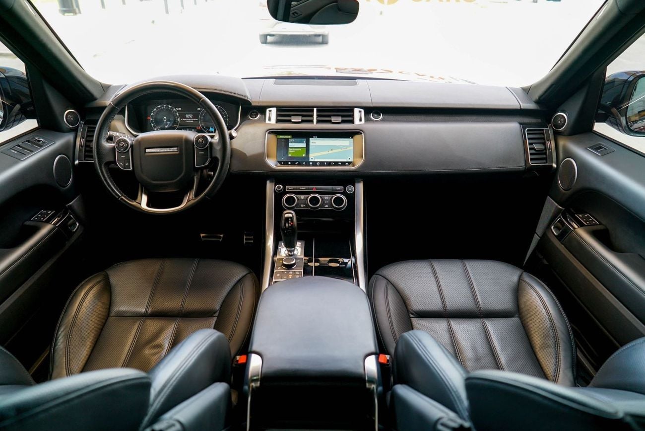 Used Land Rover Range Rover Sport HSE 2017 for sale in Dubai - 730215