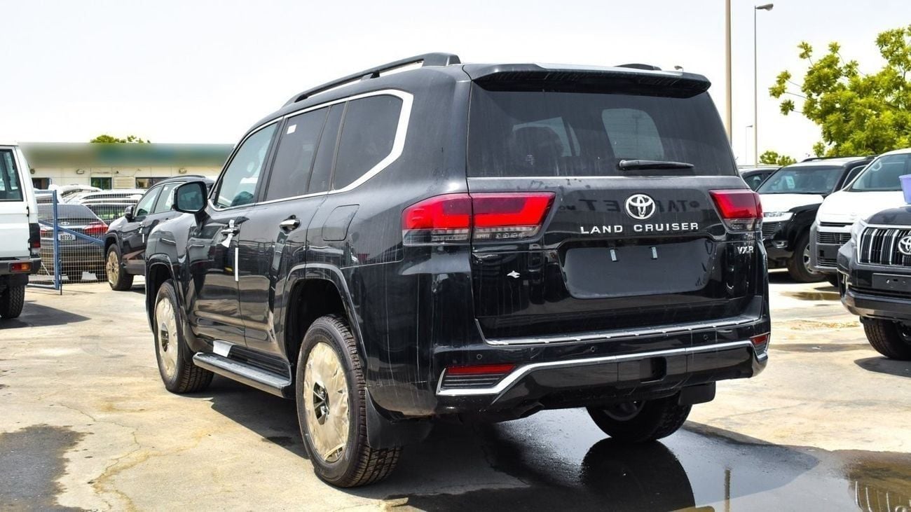 Toyota Land Cruiser Toyota land cruiser VXR 3.5L petrol MY 2025