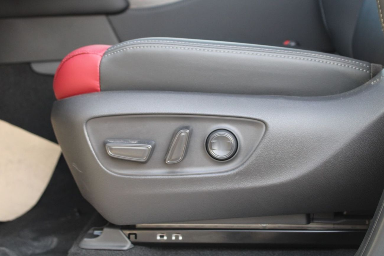 Toyota Land Cruiser TOYOTA LANDCRUISER 300 3.3L V6 DIESEL 4WD VXR- Z AUTO