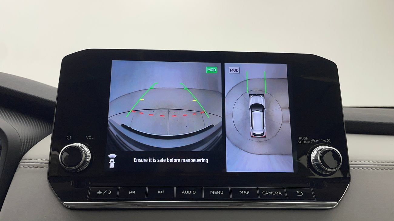 ميتسوبيشي آوتلاندر PREMIUM 2.5 | بدون دفعة مقدمة | اختبار القيادة في المنزل