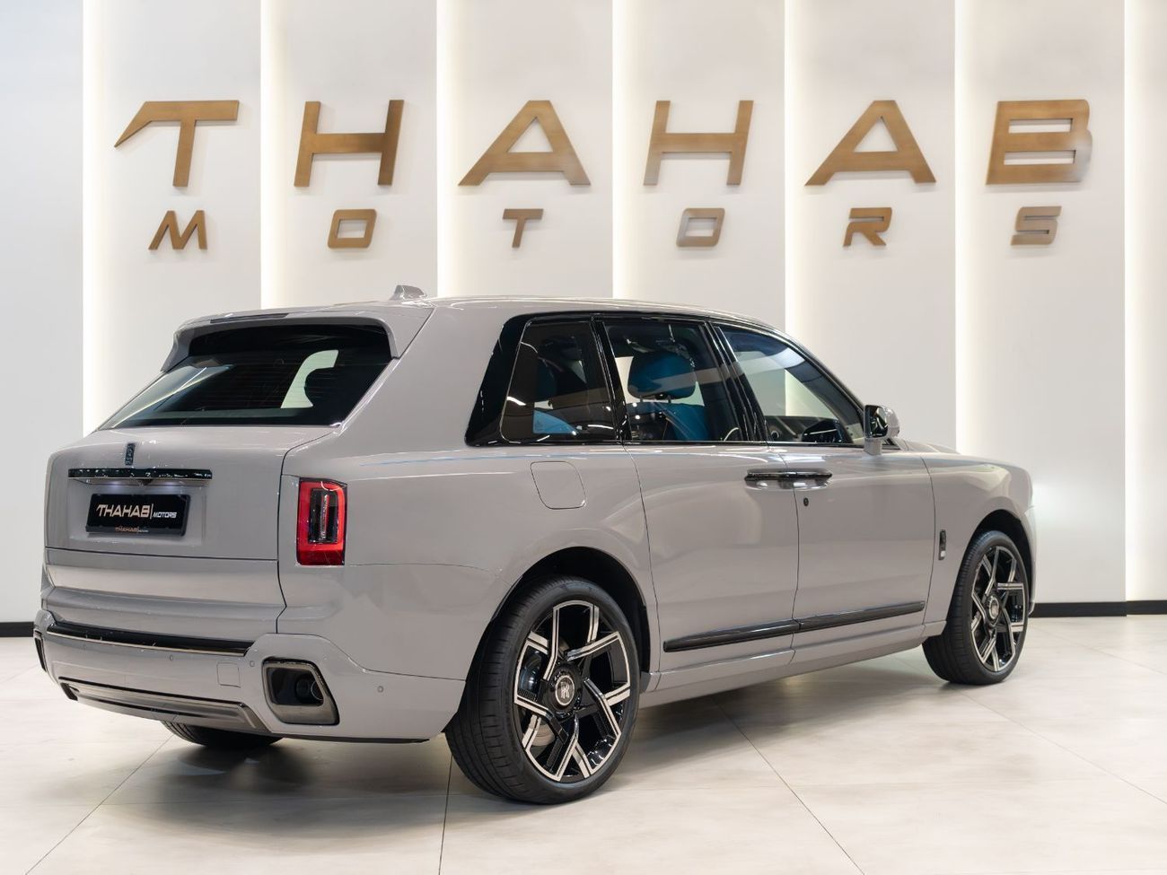 Rolls-Royce Cullinan - 2025 | BLACK BADGE | GUCCI INTERIOR | BRAND NEW | 0 KM | FULL OPTION