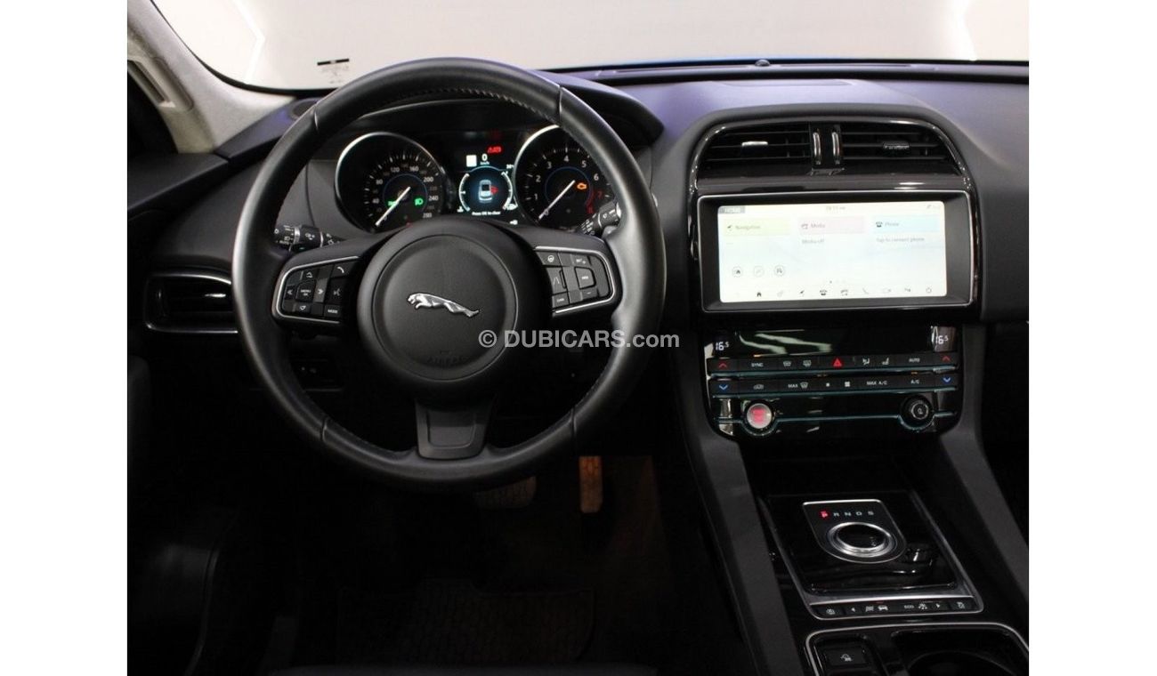 Jaguar F Pace HSE SE