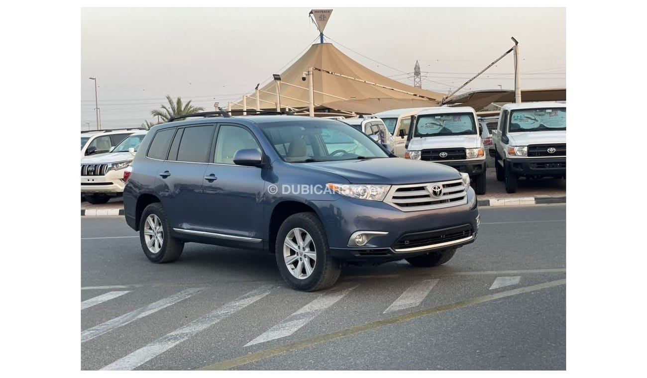 Toyota Highlander *Offer*2013 Toyota Highlander 4x4 - 3.5L V6 - 7 Seater -