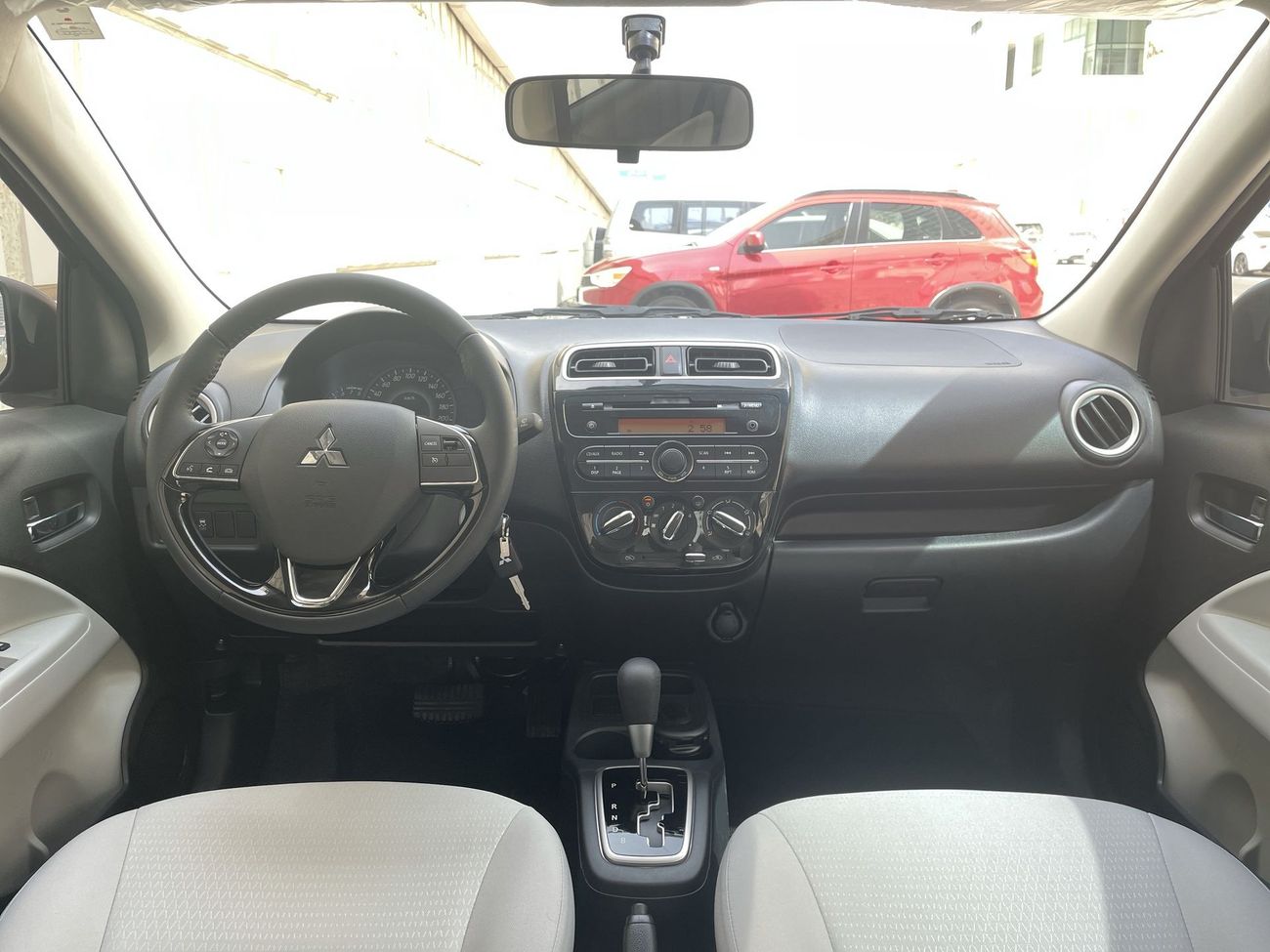 Mitsubishi Attrage 1200