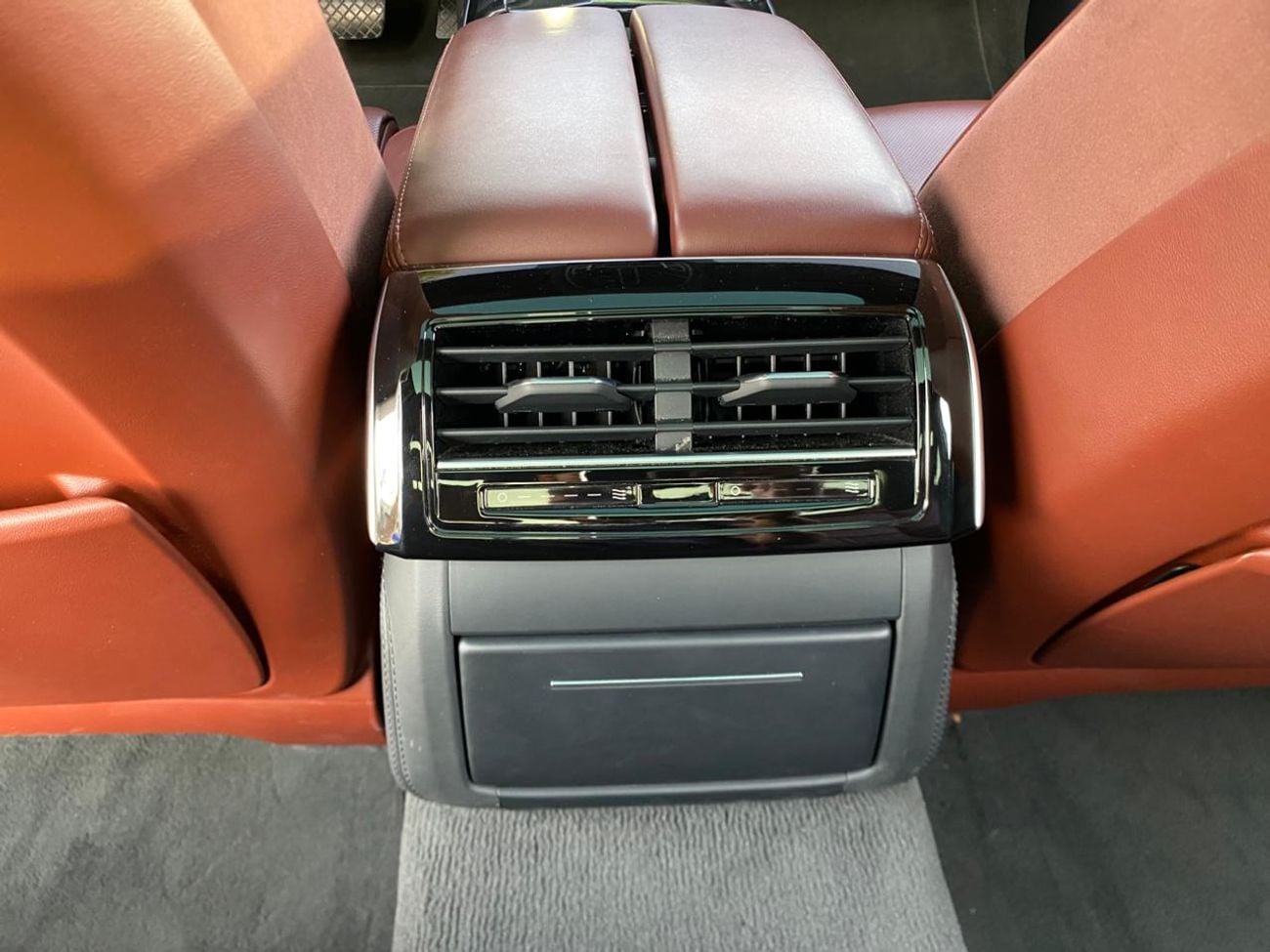 Audi A8 L 60 TFSI