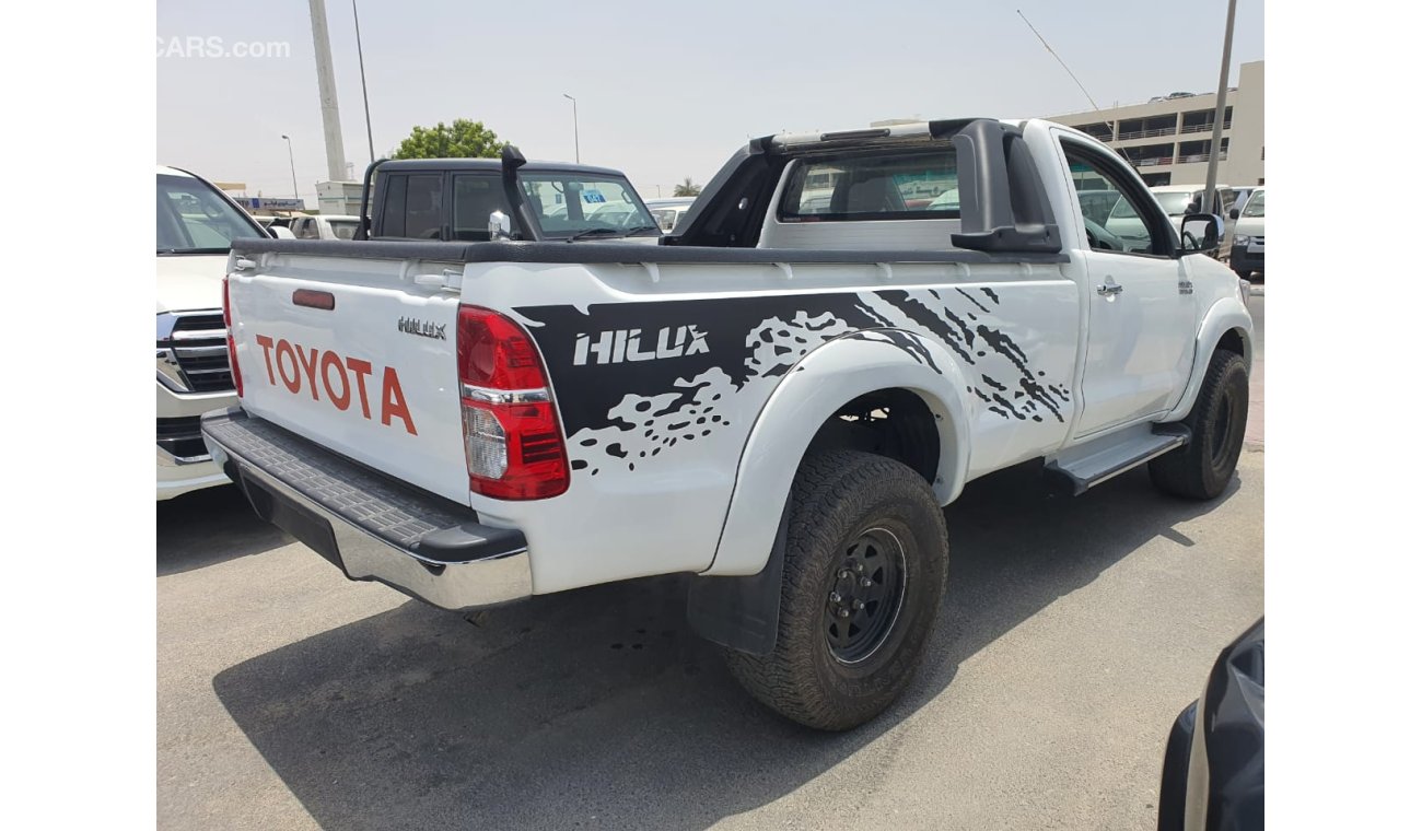 Toyota Hilux PICK UP DIESEL 3.0L 4X4 RIGHT HAND DRIVE